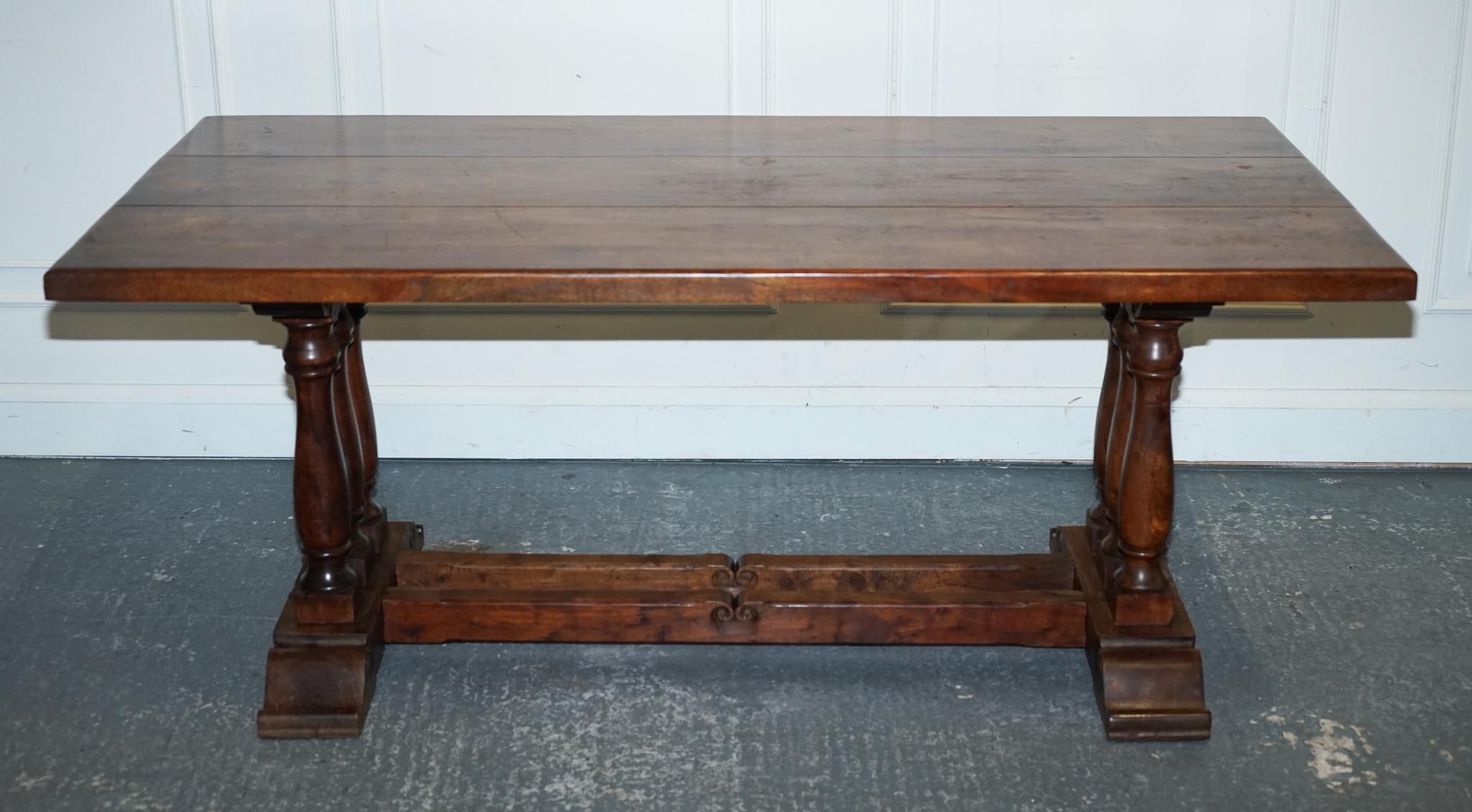 VINTAGE HARDWOOD RECTANGULAR DINiNG TABLE  185CM For Sale 8