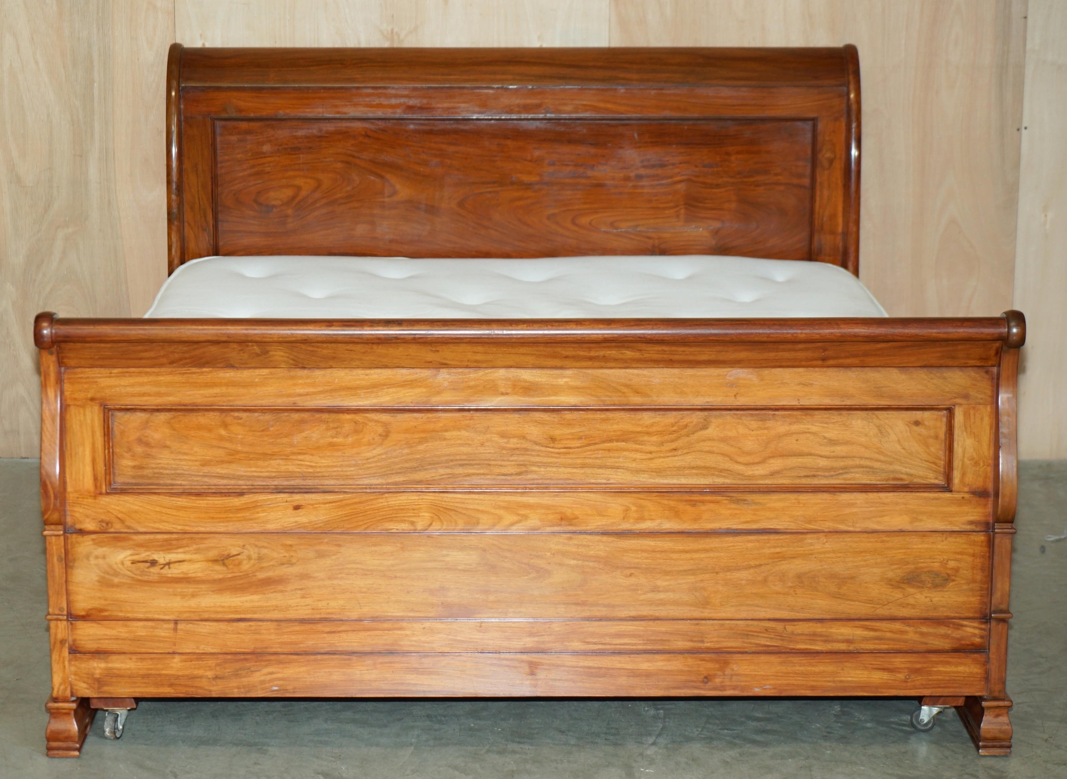 Royal House Antiques

Royal House Antiques is delighted to offer for sale this stunning solid Rosewood sleigh bed frame with a free super king size mattress!

Please note the delivery fee listed is just a guide, it covers within the M25 only for the