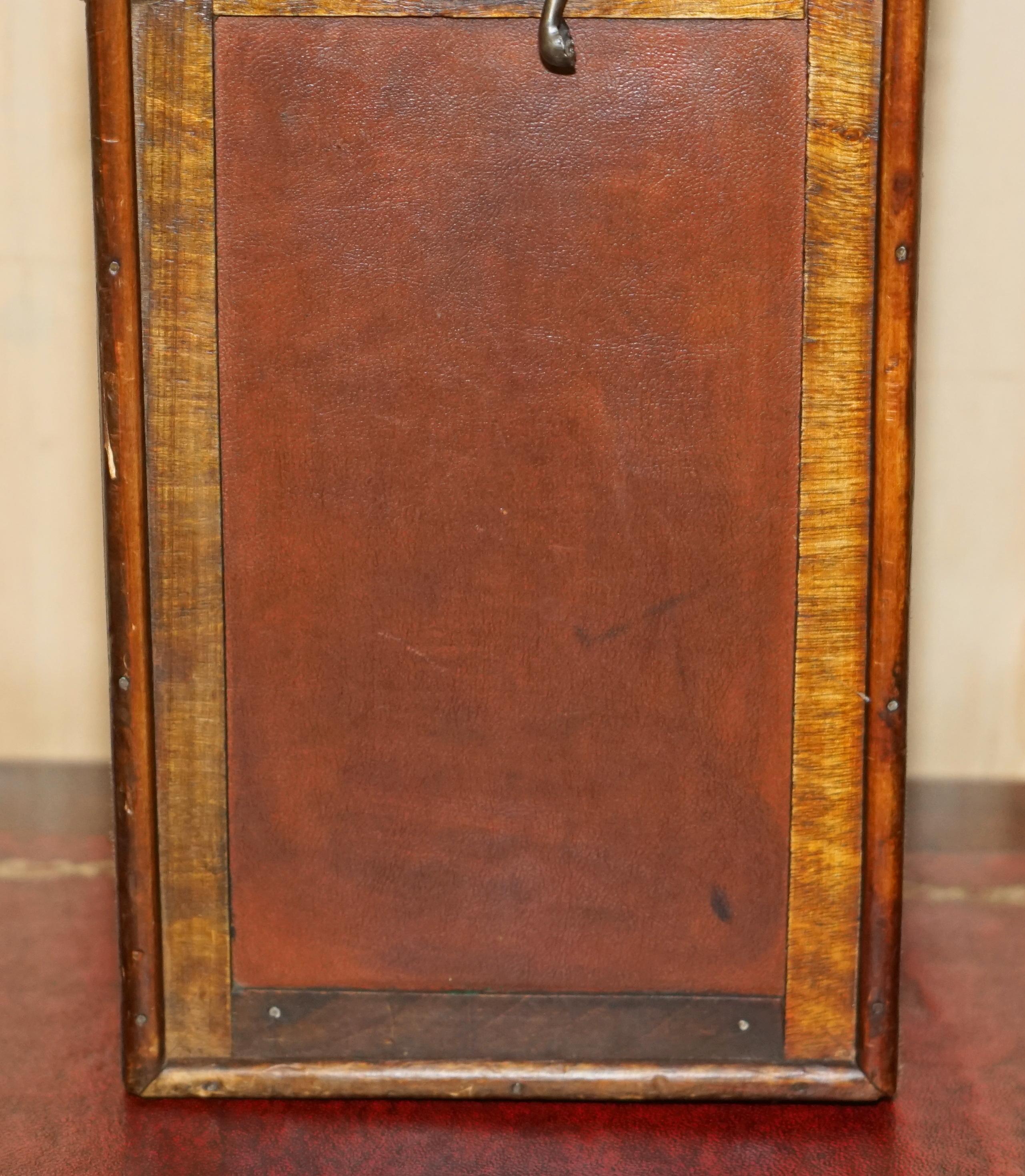 20th Century ViNTAGE HARDWOOD TRAVEL WINE BOX CASE WITH HANDLE VERY DECORATIVE PIECE For Sale