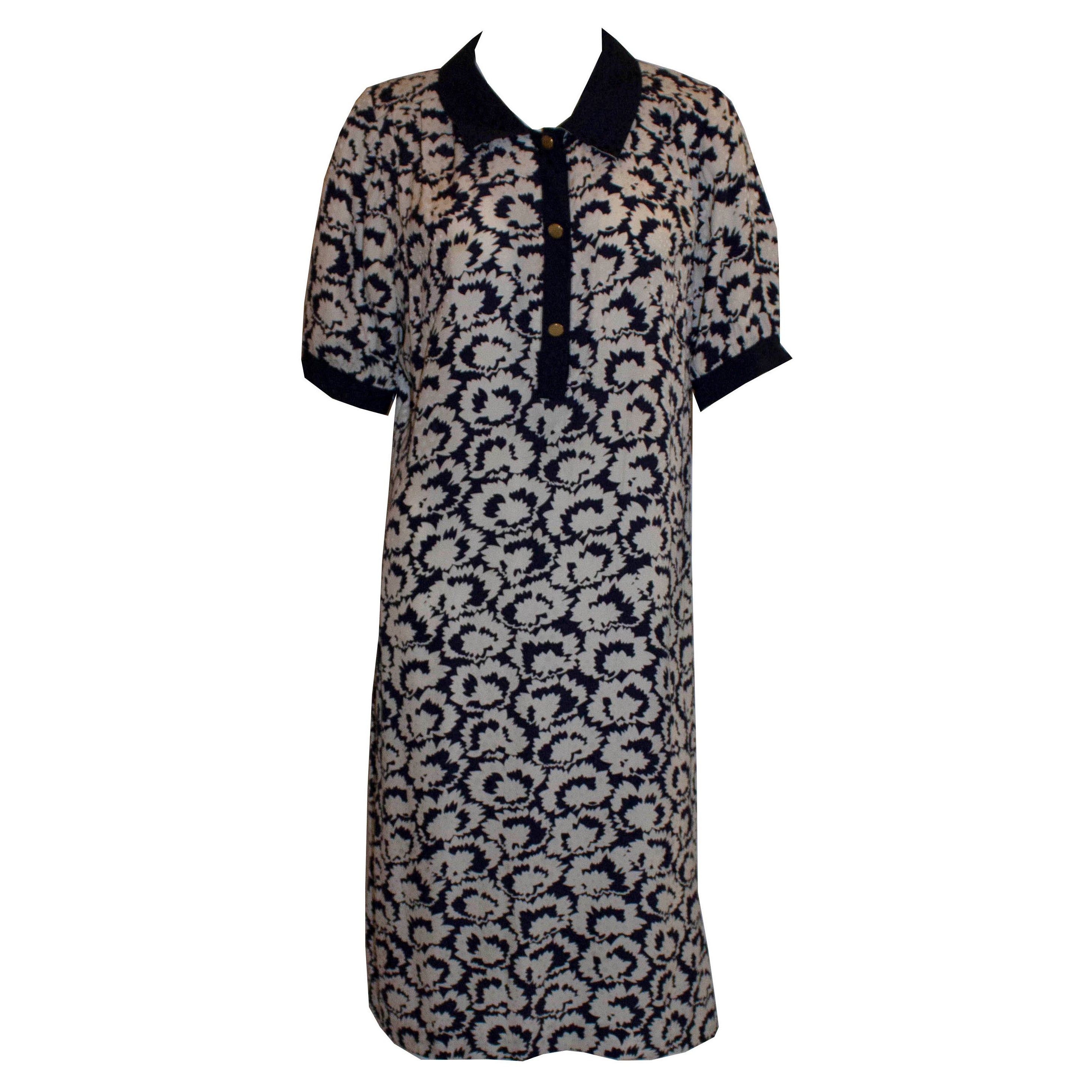 Hardy Amies Hemdkleid aus blauer und weißer Seide im Angebot