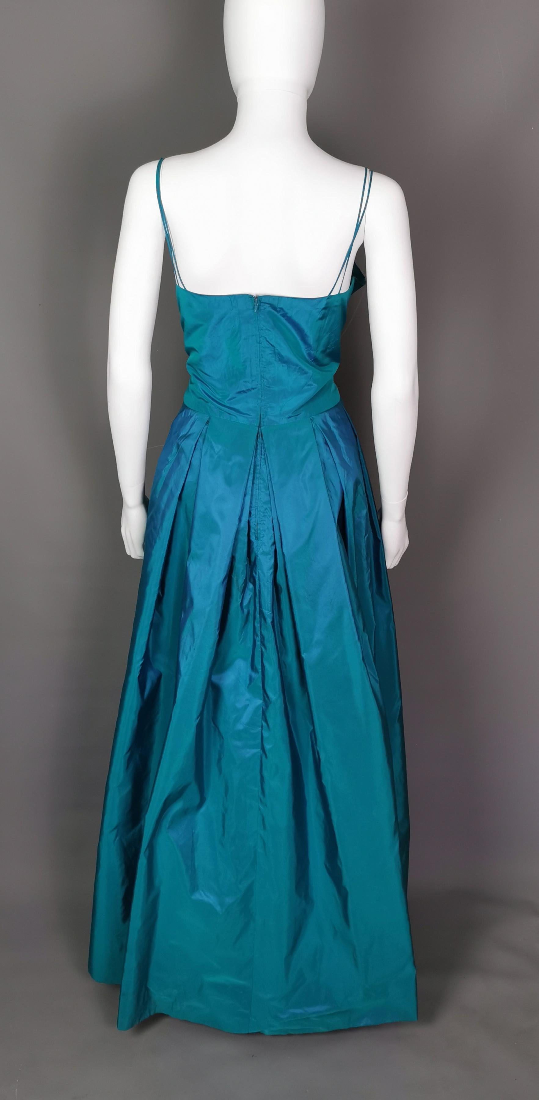 Vintage Hardy Amies teal blue silk taffeta two piece dress, Jacket, Evening gown For Sale 4