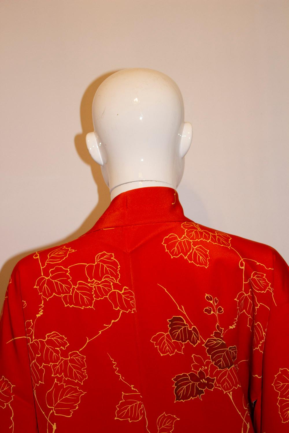 Women's Vintage Hari /Short Kimono with Leaf Print Decoration. For Sale