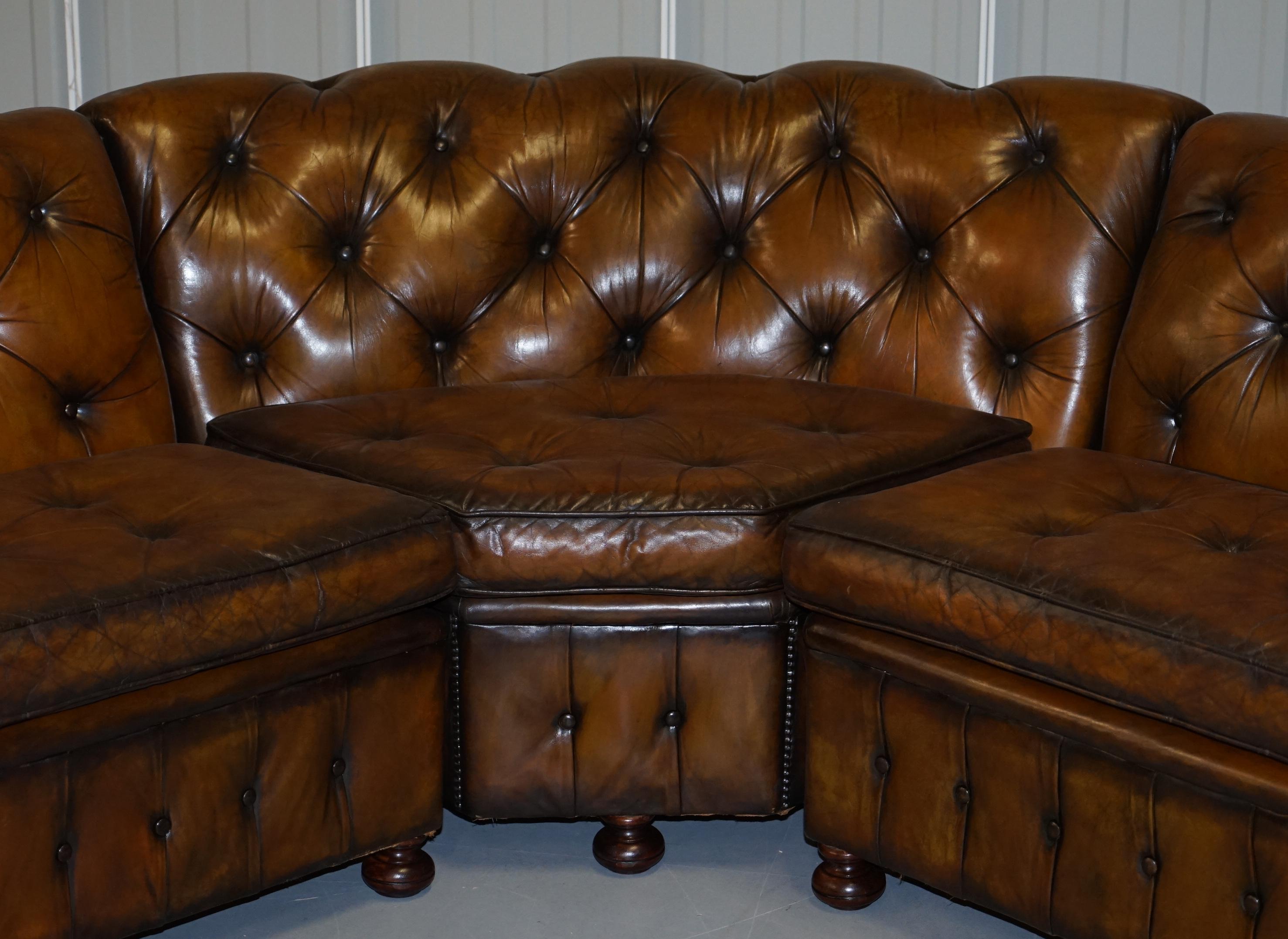 20th Century Vintage Harrods Chesterfield Hand Dyed Cigar Brown Leather Corner Sofa Walnut For Sale