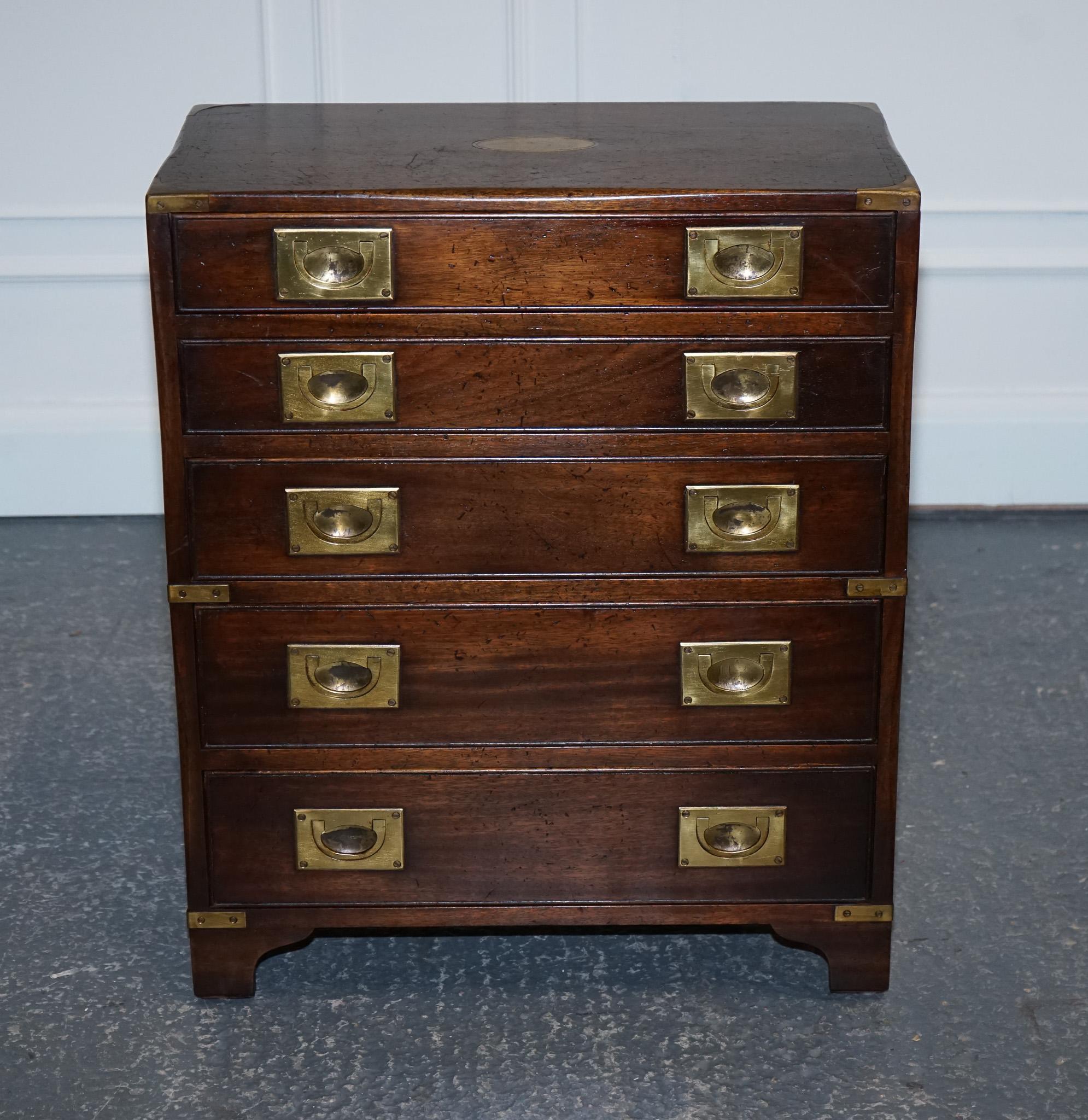 Vintage Harrods Kennedy Military Campaign Chest of Drawers In Good Condition In Pulborough, GB