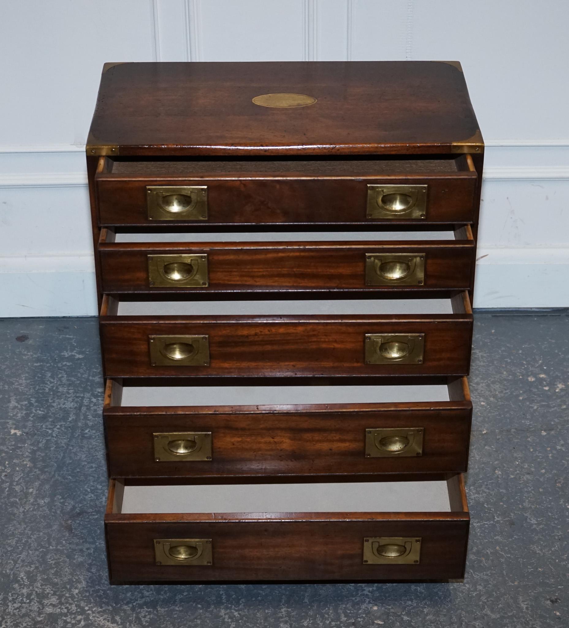 Cassettiera Harrods Kennedy Military Campaigner d'epoca In condizioni buone in vendita a Pulborough, GB