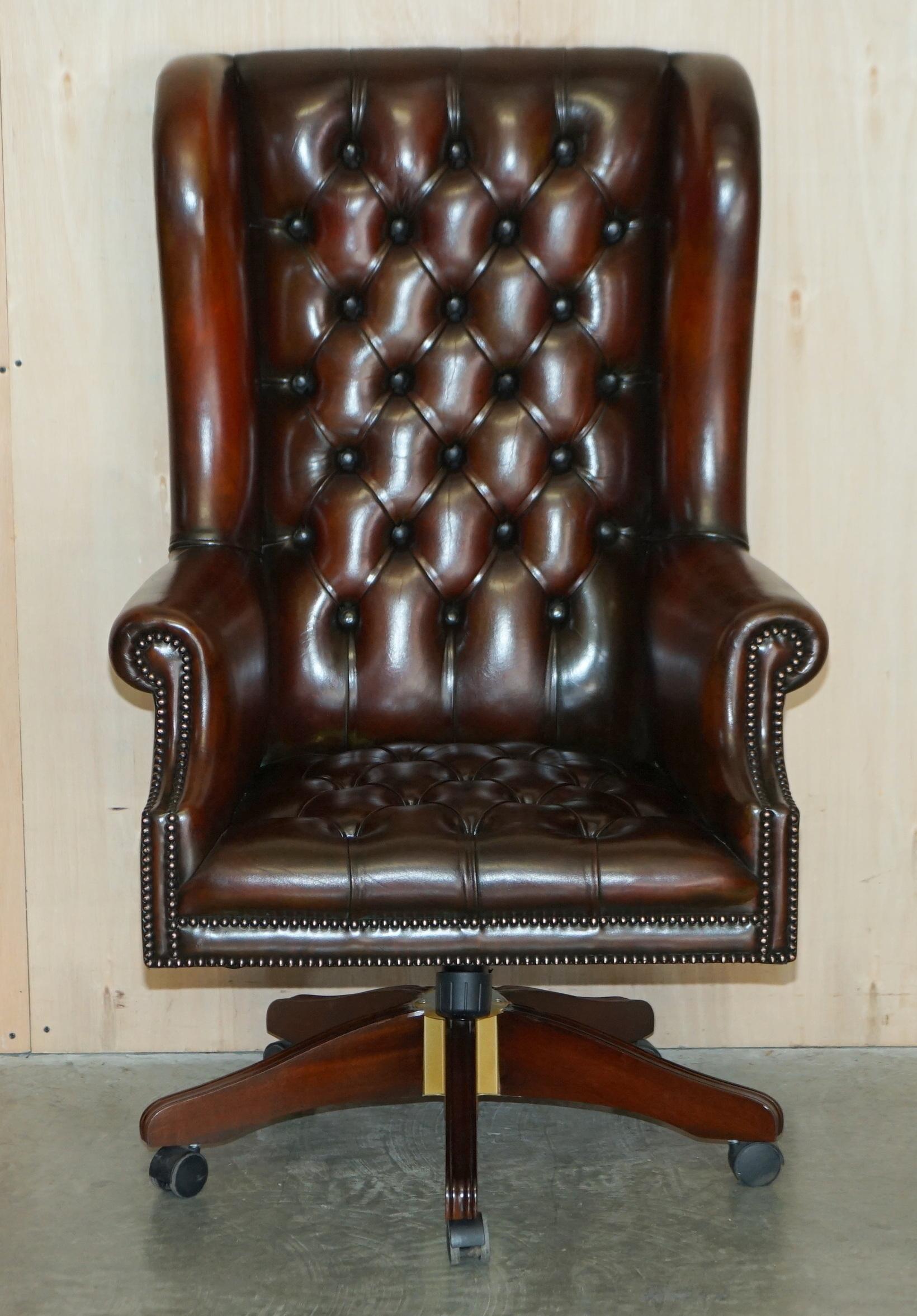 We are delighted to offer for sale this stunning restored hand dyed cigar brown leather very large Chesterfield Wingback office chair with original leather and patina.

This is a very comfortable captain’s indeed, it’s like your favourite reading