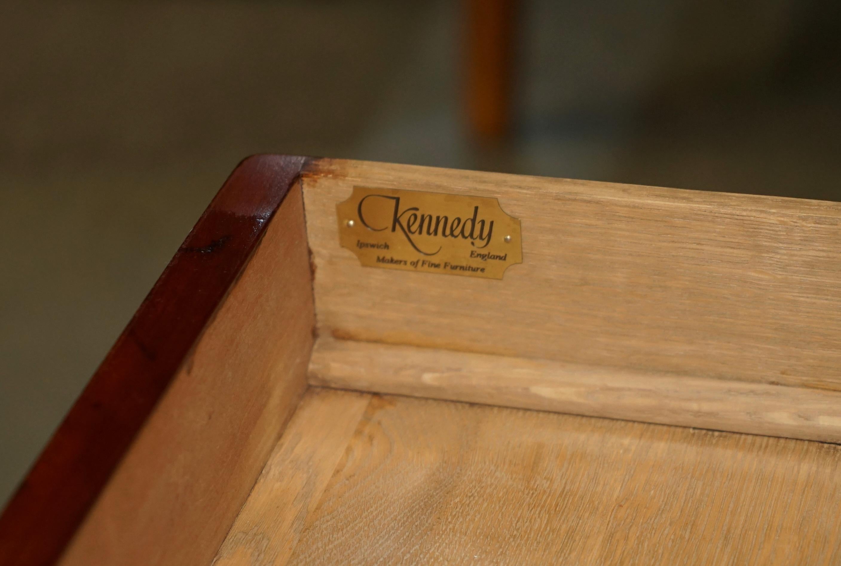 ViNTAGE HARRODS LONDON KENNEDY TAVOLO A CASSETTI SINGOLI PER LA CAMPAGNA MILITARE in vendita 3