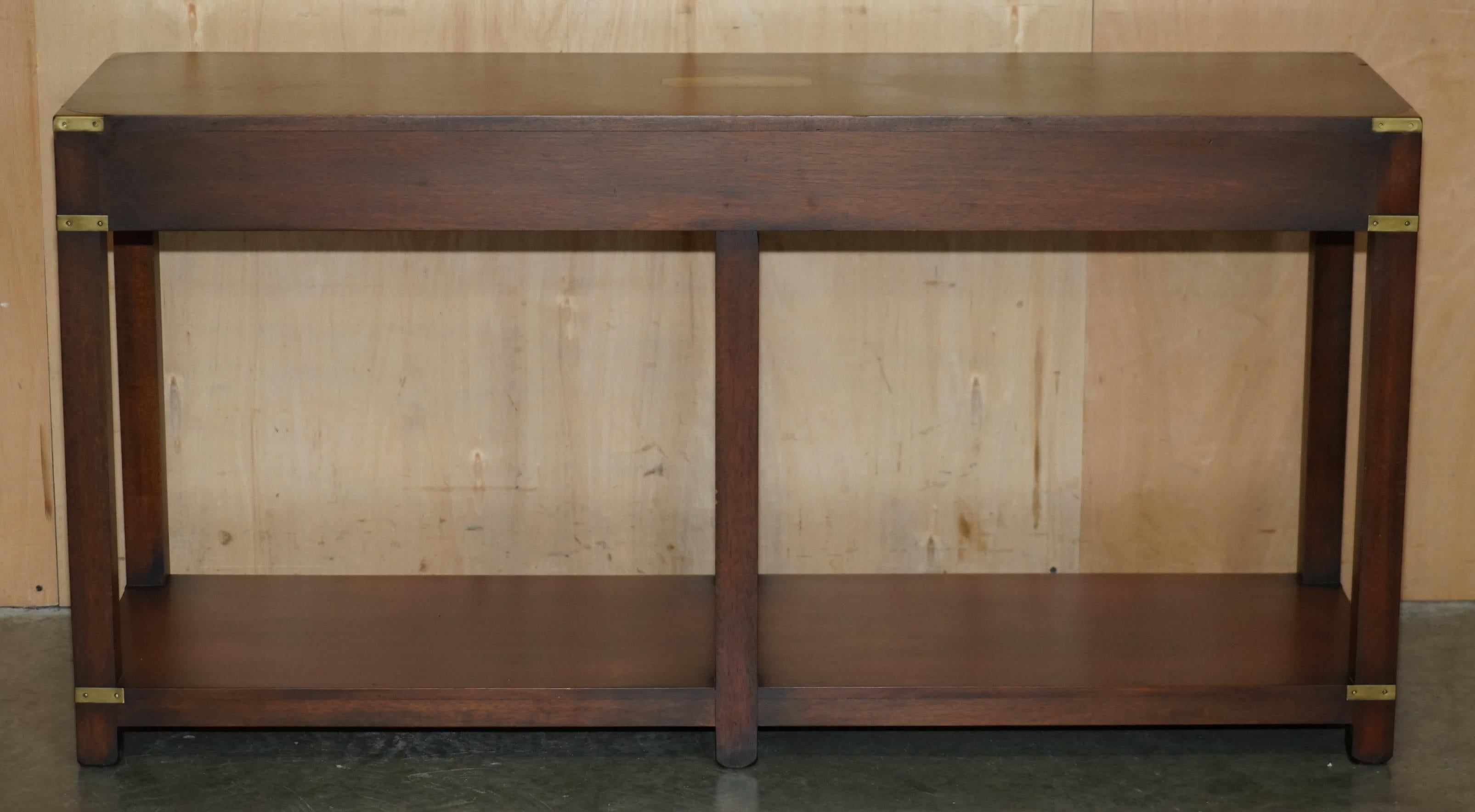 ViNTAGE HARRODS LONDON KENNEDY TWIN DRAWER MILITARY CAMPAIGN CONSOLE TABLE For Sale 8