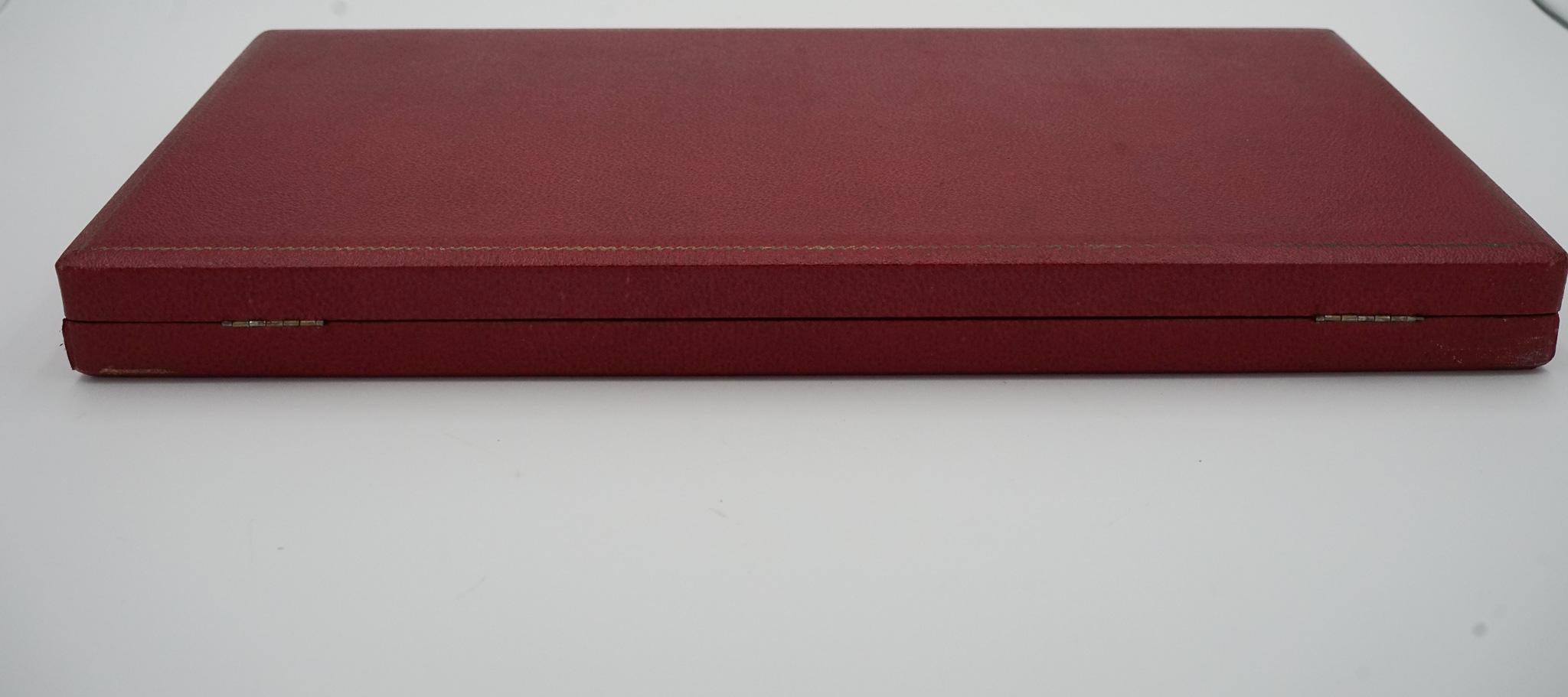 VINTAGE HARRODS LONDON STAG HANDLE SET DE TALLER DE ACERO INOXIDABLE EN CAJA ROJA en venta 5