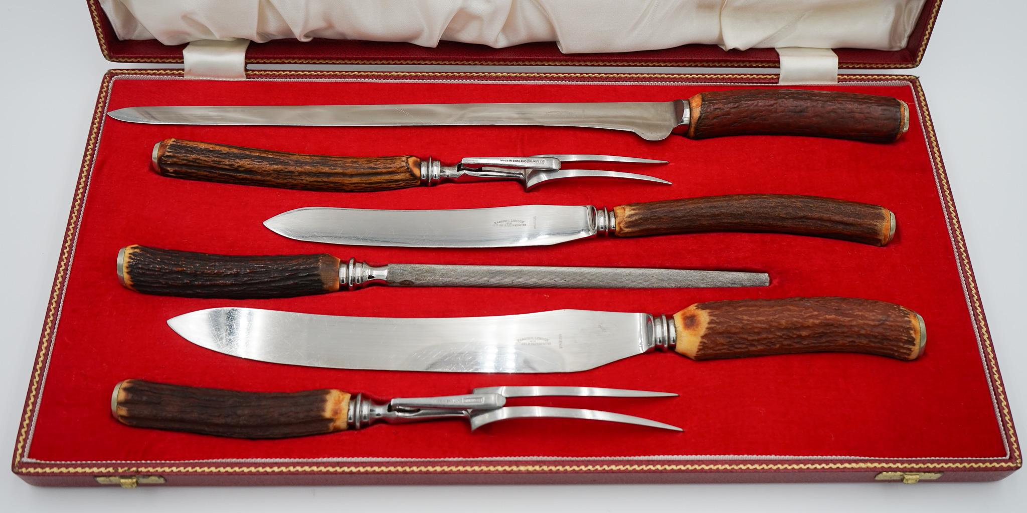 VINTAGE HARRODS LONDON STAG HANDLE SET DE TALLER DE ACERO INOXIDABLE EN CAJA ROJA en Bueno estado para la venta en Pulborough, GB