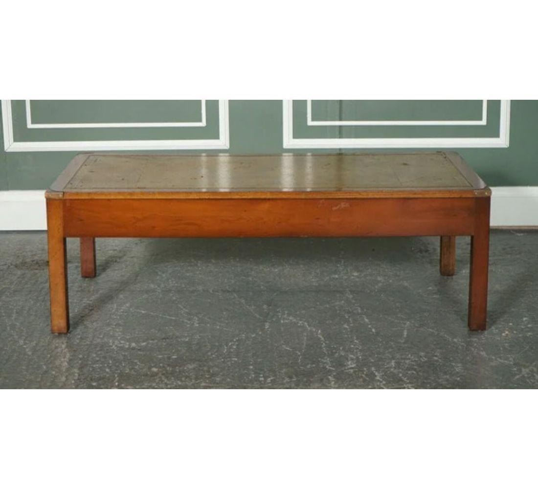 Vintage Harrods Yew Wood Military Campaign Coffee Table with Embossed Leather For Sale 3
