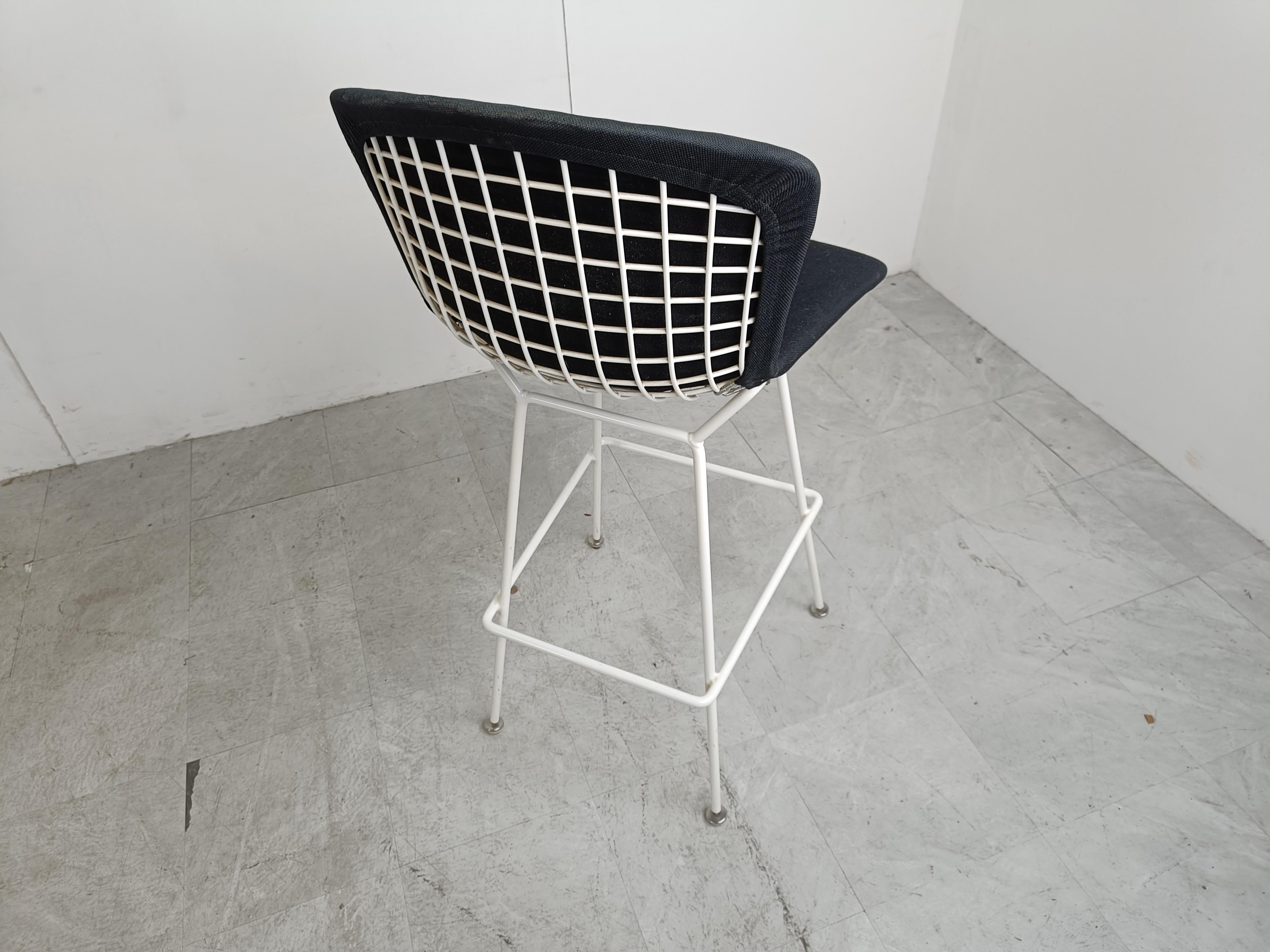 Vintage Harry Bertoia Bar stools , 1980s 4