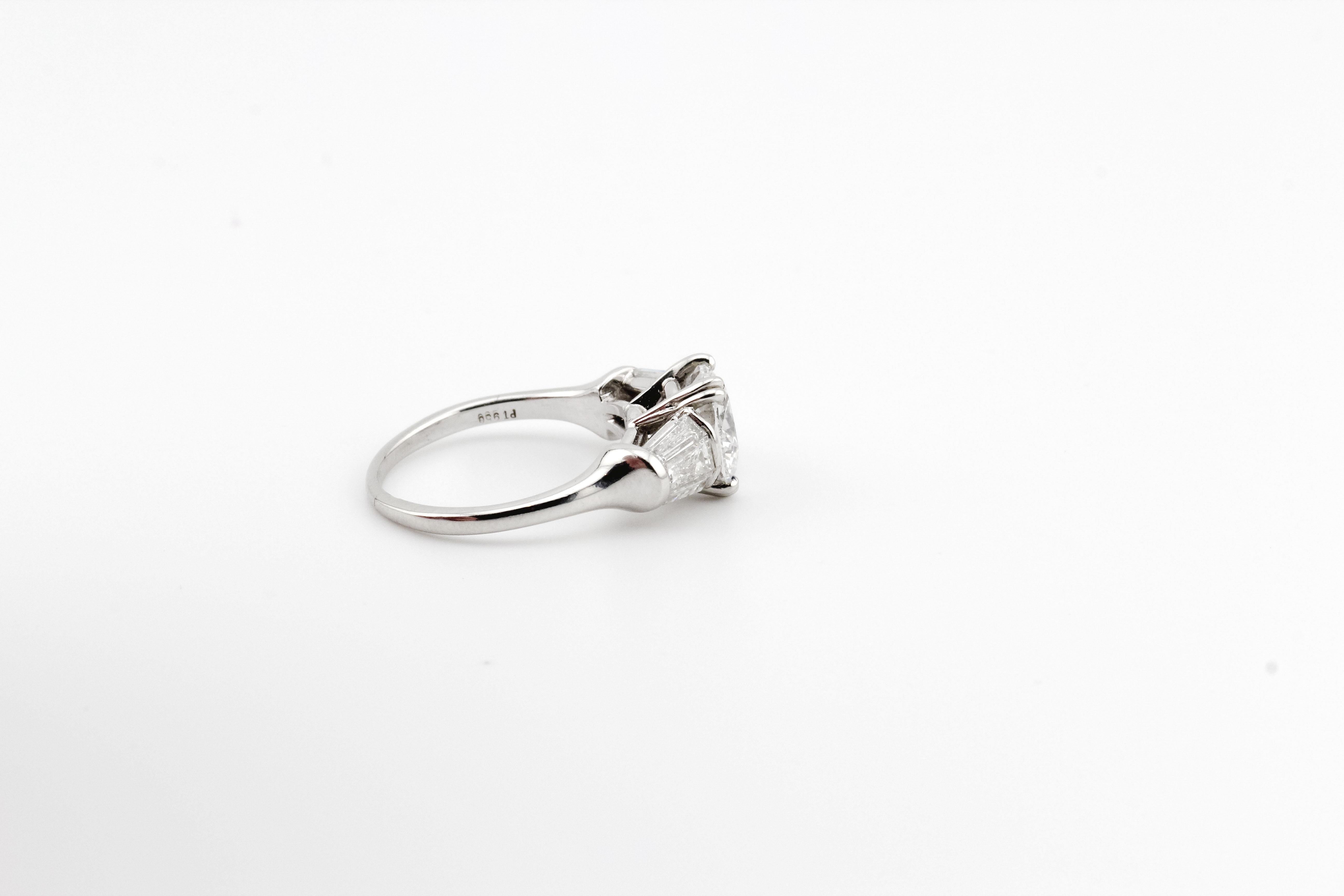 Women's Vintage Harry Winston 2.02 Carat Diamond Engagement Ring GIA, circa 1980s For Sale