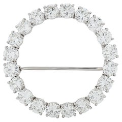 Harry Winston: Platin-Brosche, runder 5,40 Karat Diamant, runder Kreis