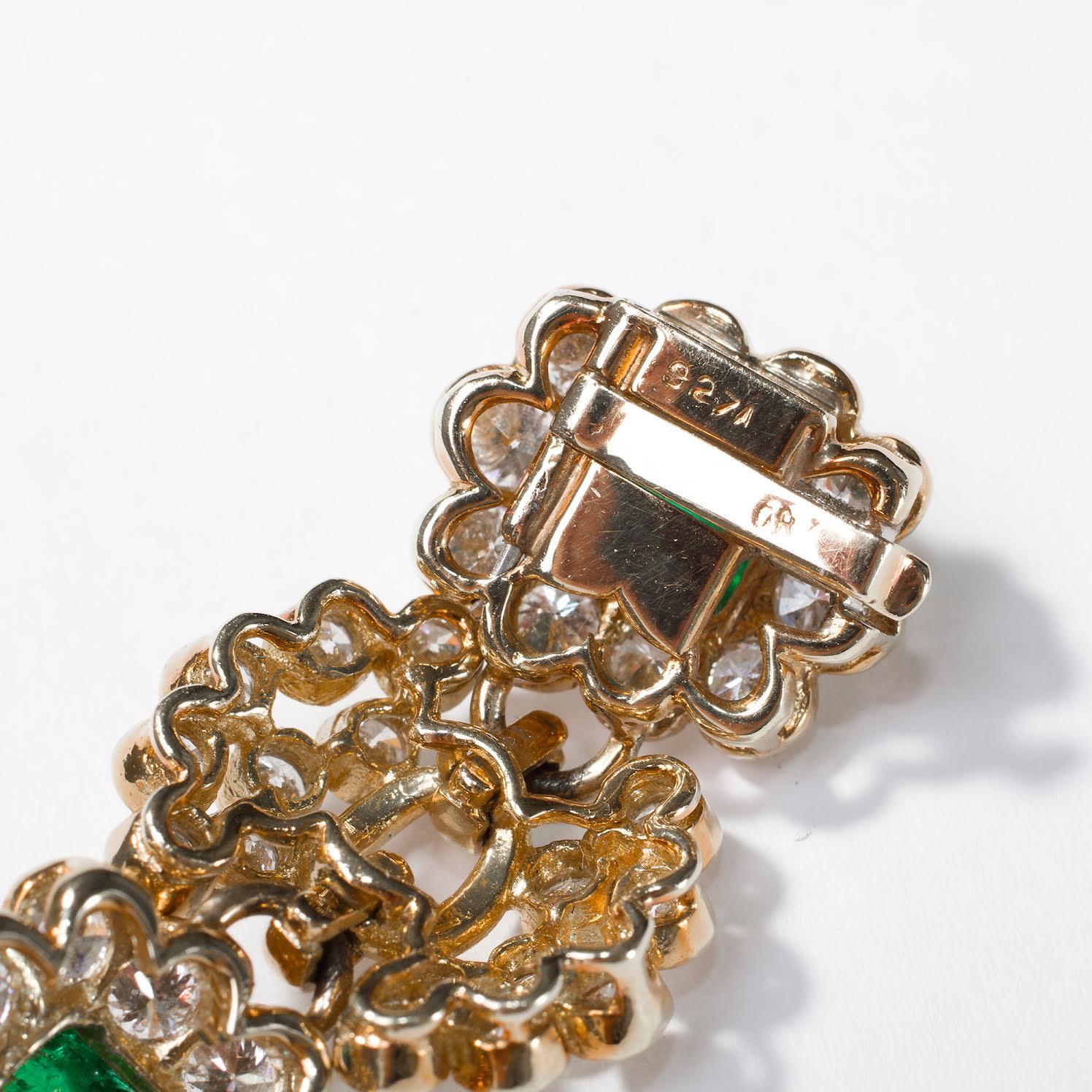 Vintage Harry Winston Emerald Diamond Bracelet 9