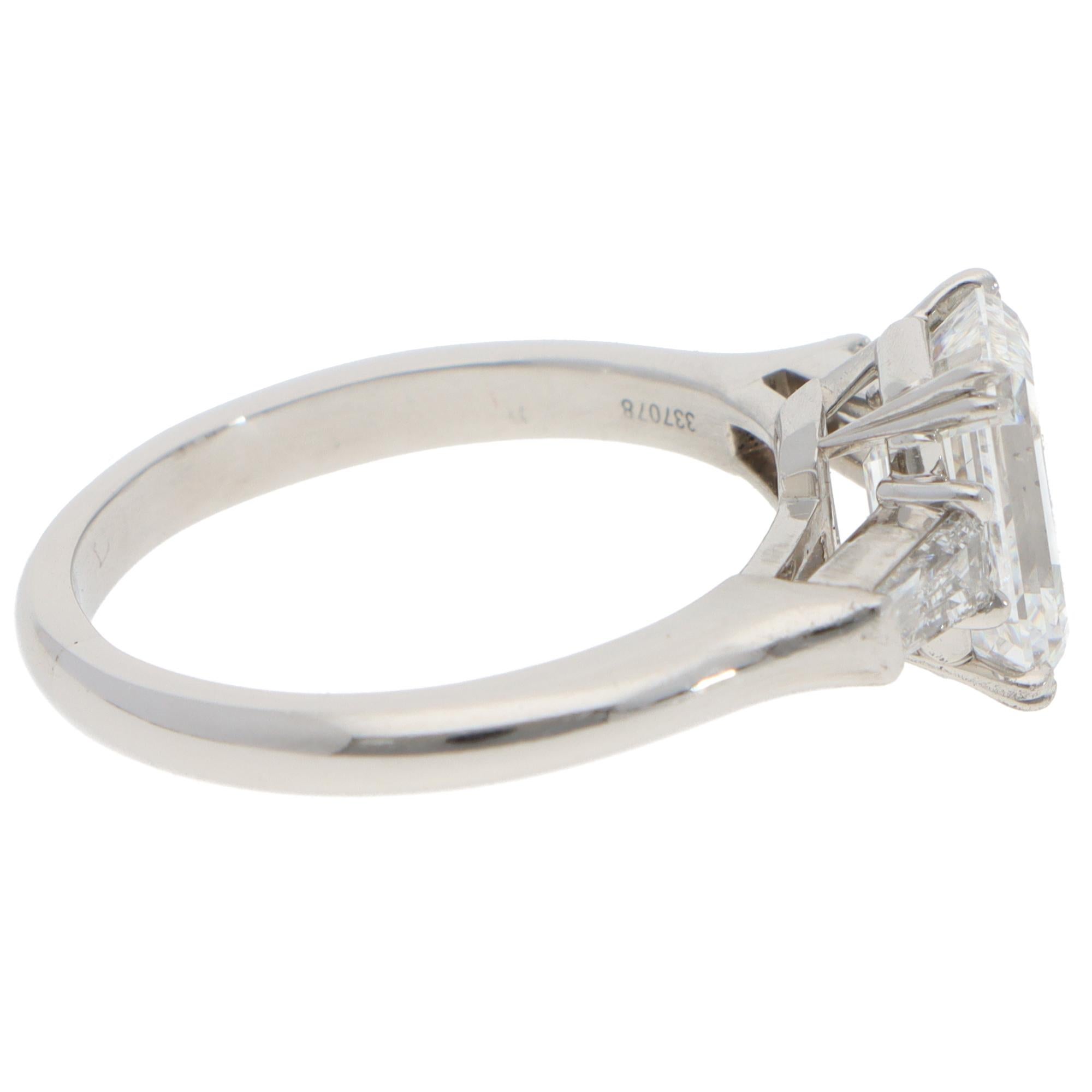 Anillo de diamantes vintage Harry Winston con certificado GIA de 2,60 ct Moderno en venta