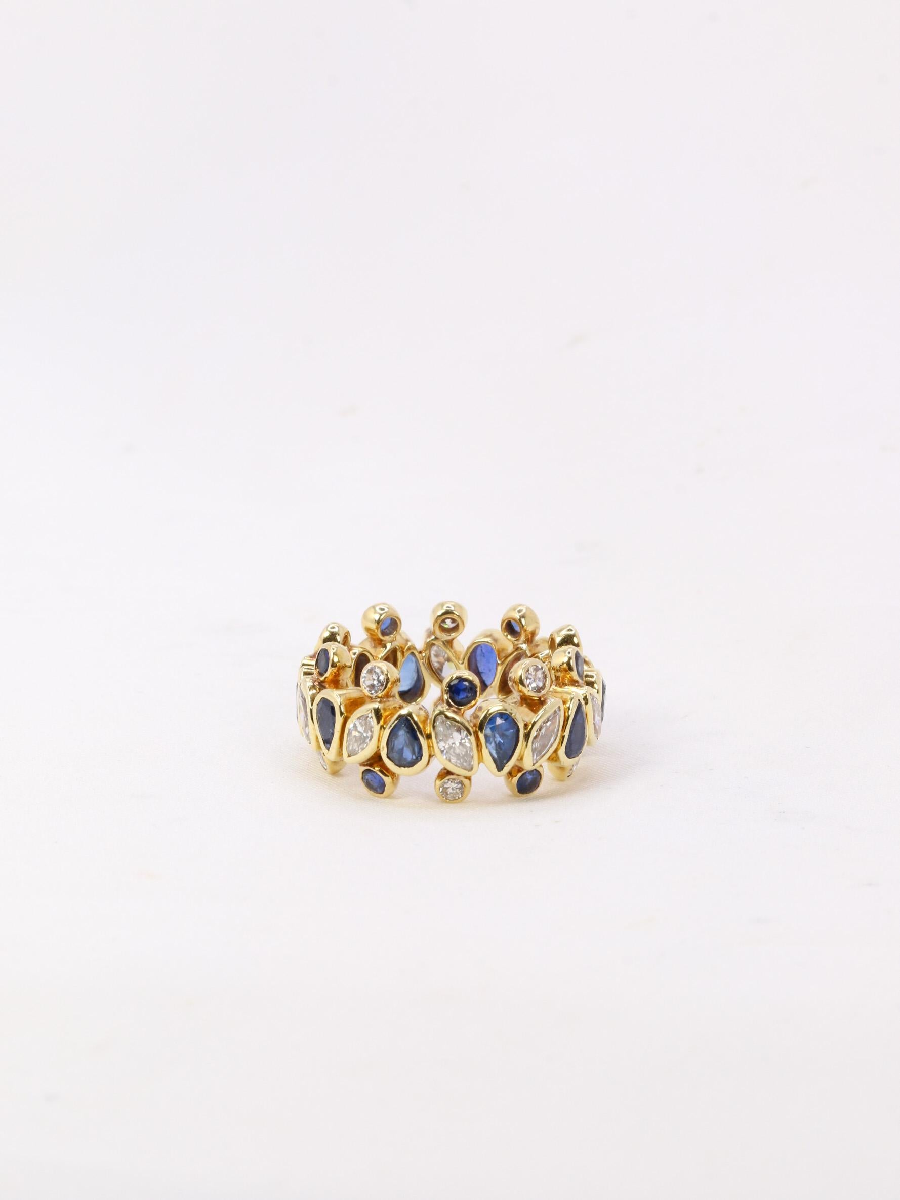Vintage Harry Winston ring in yellow gold, sapphires and diamonds In Good Condition In PARIS, FR