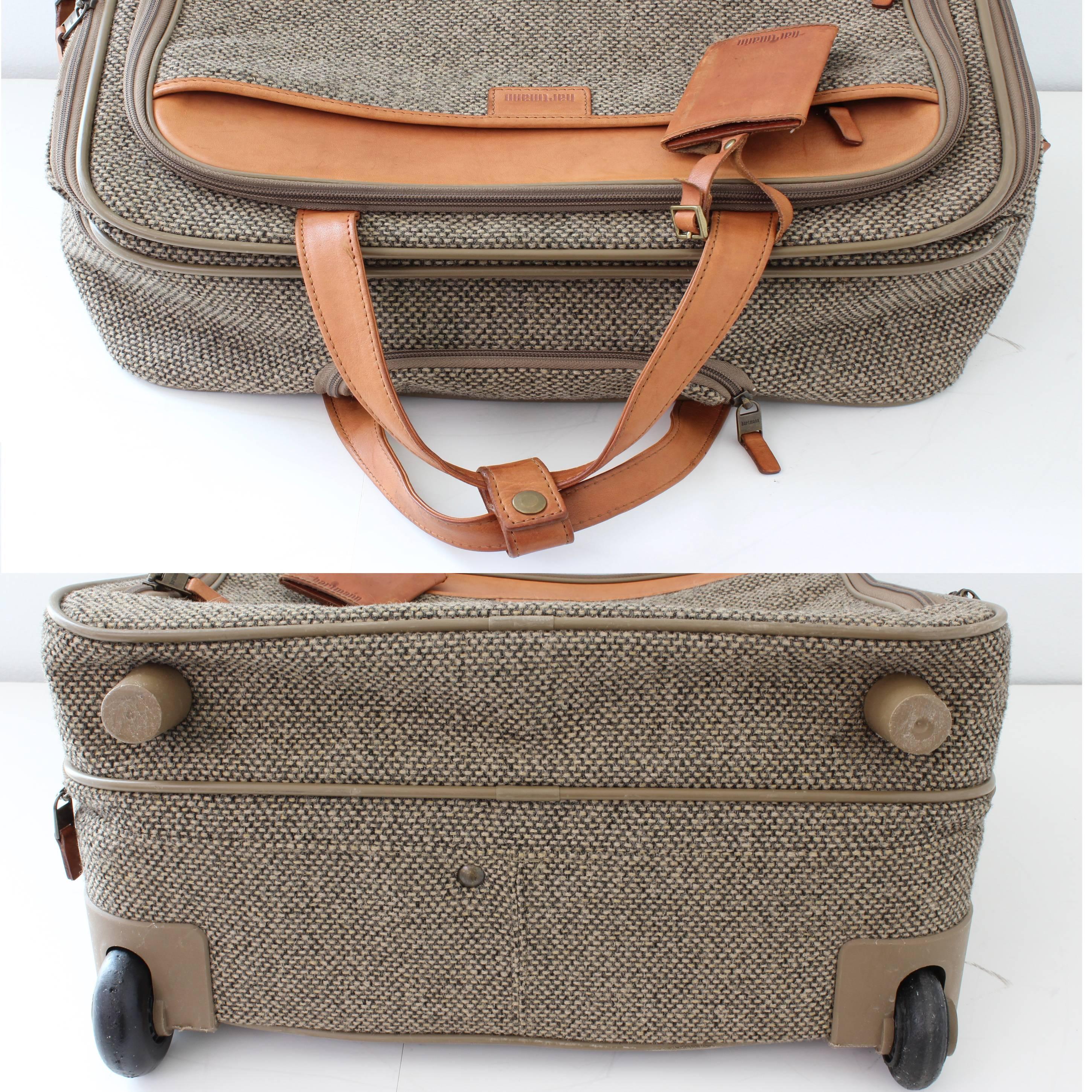 Vintage Hartmann Small Roller Bag Carry On Suitcase Luggage Tweed & Leather 70s In Good Condition In Port Saint Lucie, FL