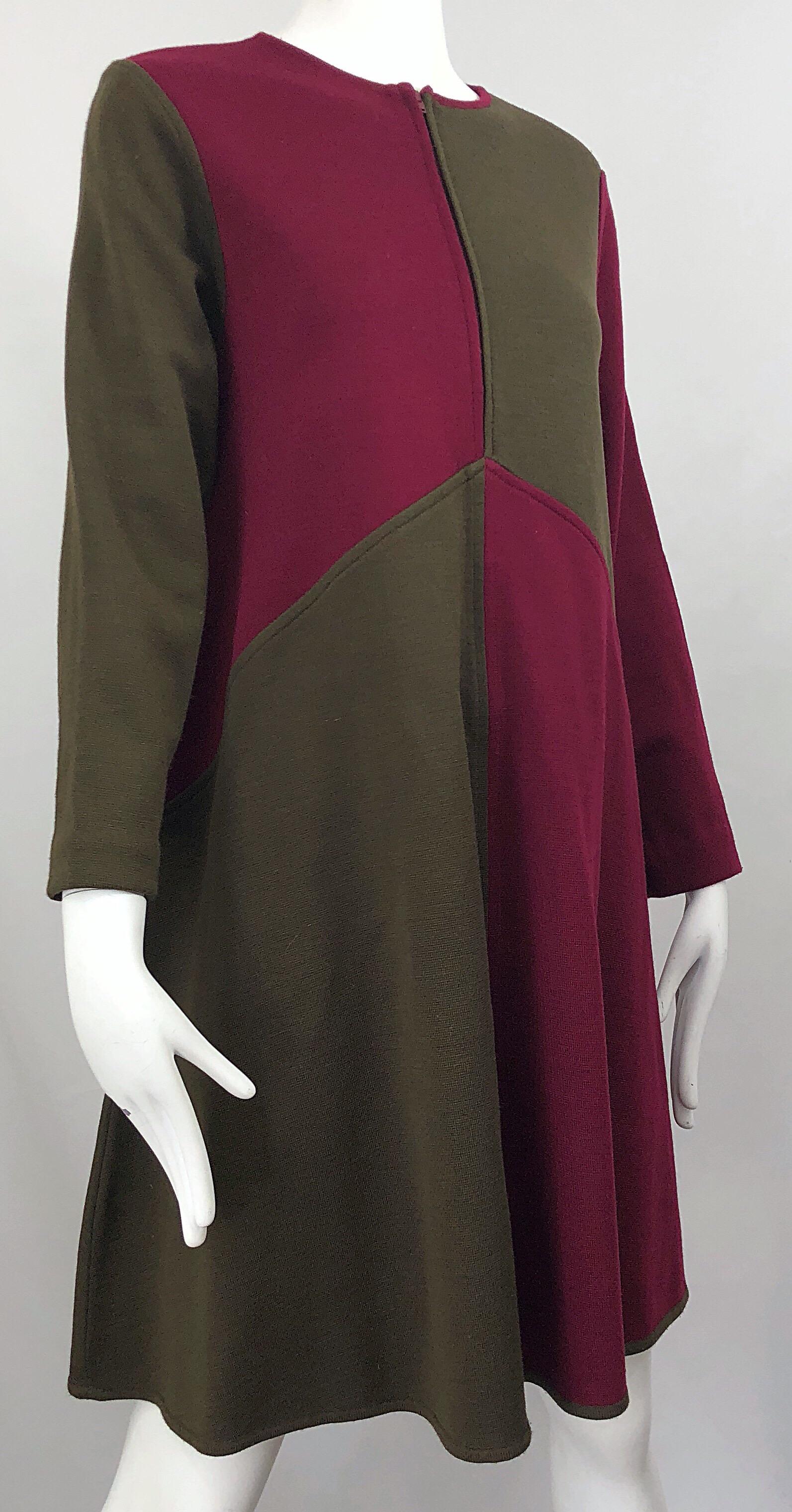 Vintage Harve Benard 1960s Style Maroon Burgundy + Brown Knit Wool Swing Dress In Excellent Condition For Sale In San Diego, CA