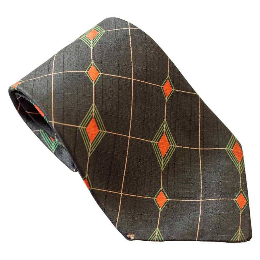 Vintage Harvest 100% silk black tie with small red rhombuses For Sale