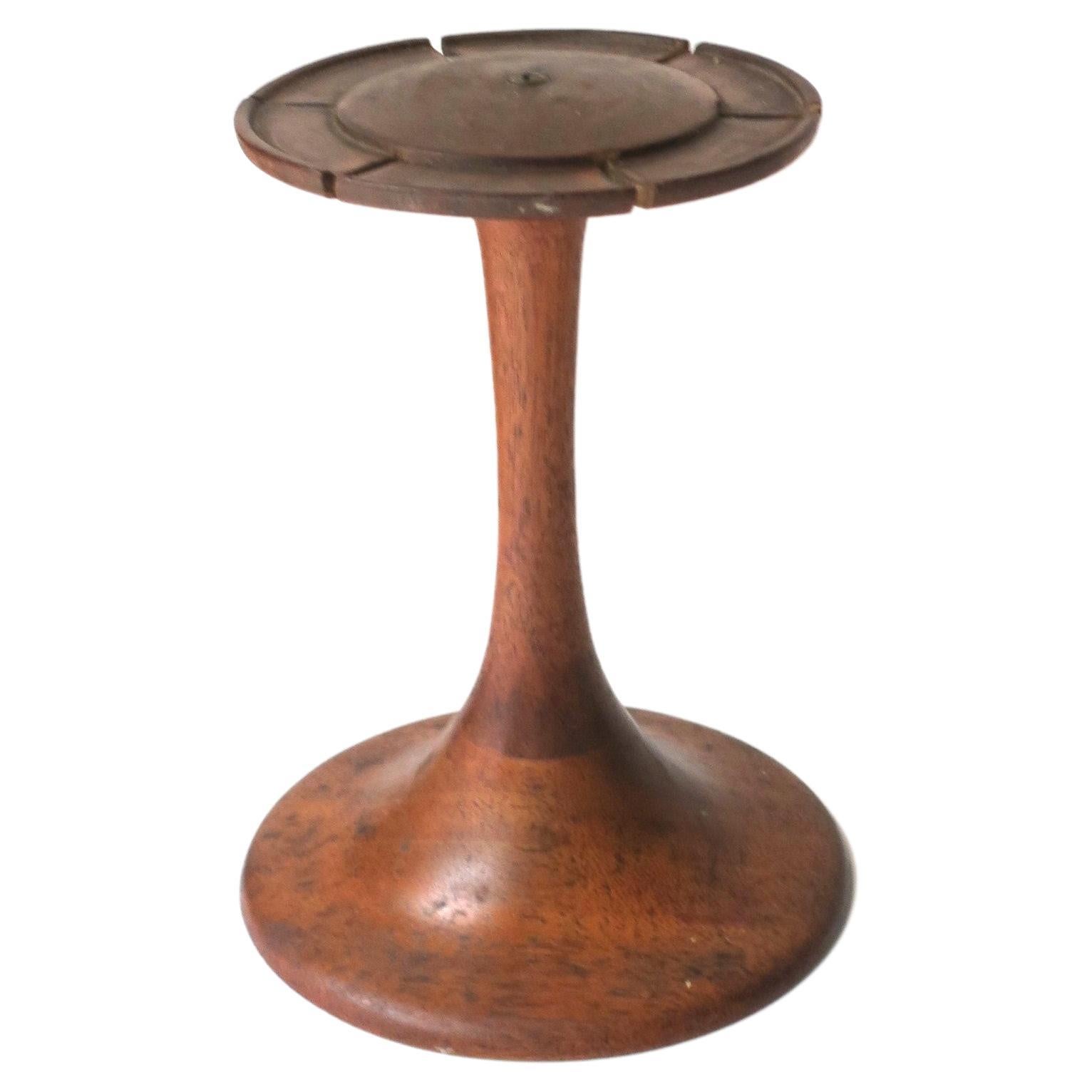 Midcentury Modern Hat Stand For Sale at 1stDibs