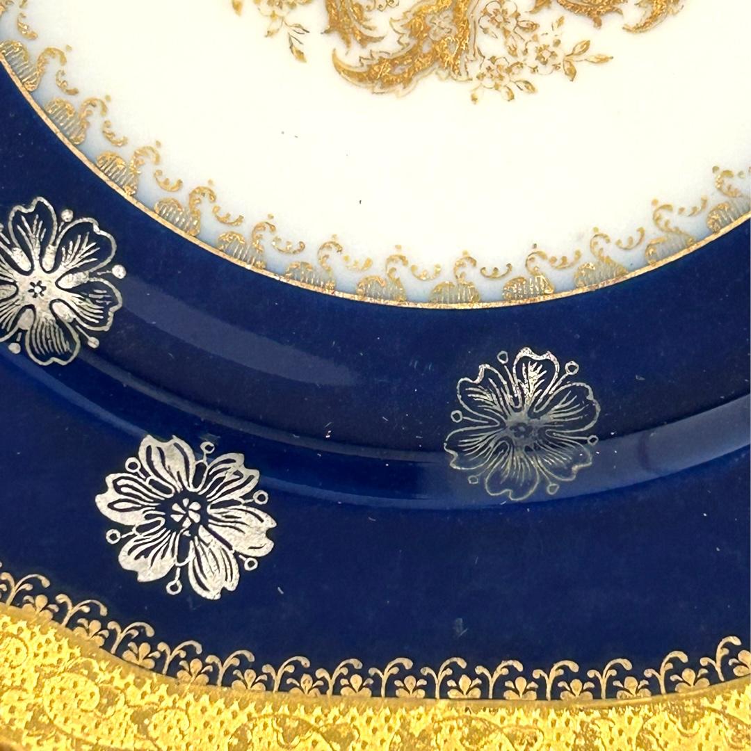 Haviland Limoges Vintage-Teller aus feinem Knochenporzellan in Kobaltblau mit goldenen Akzenten (11) (20. Jahrhundert) im Angebot