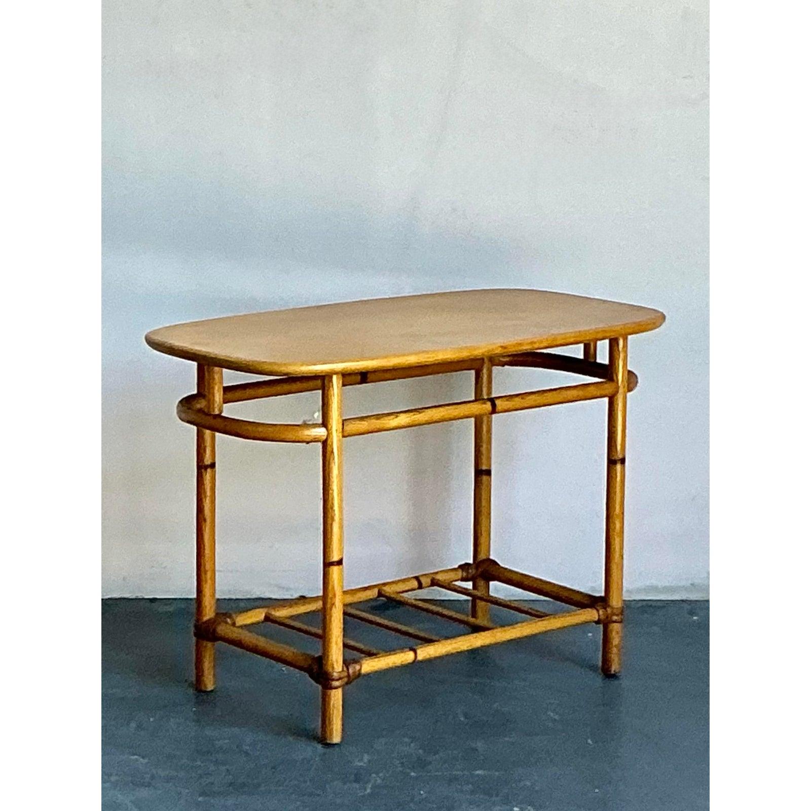 Tavolino vintage in acero duro Haywood Wakefield In condizioni buone in vendita a West Palm Beach, FL