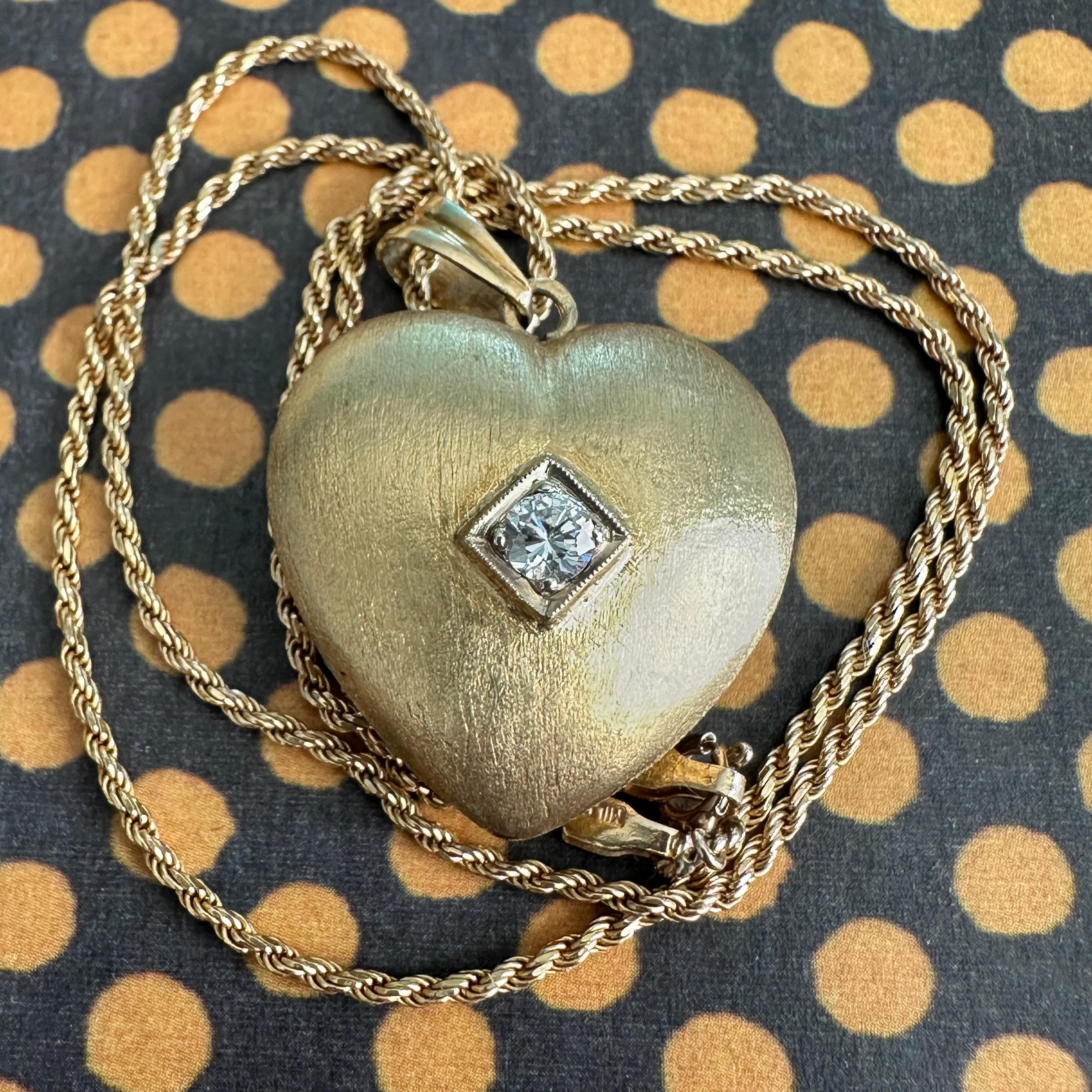 Vintage Heart 14K Diamond Pendant Necklace For Sale 6