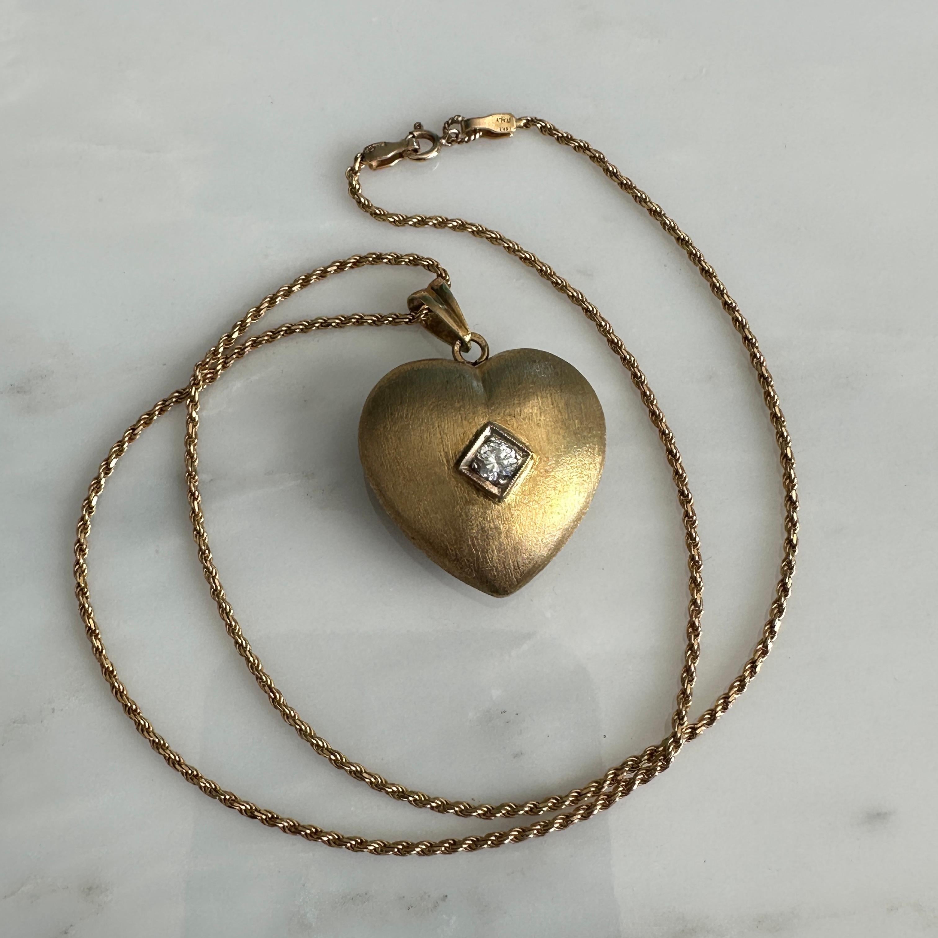 Vintage Heart 14K Diamond Pendant Necklace For Sale 14