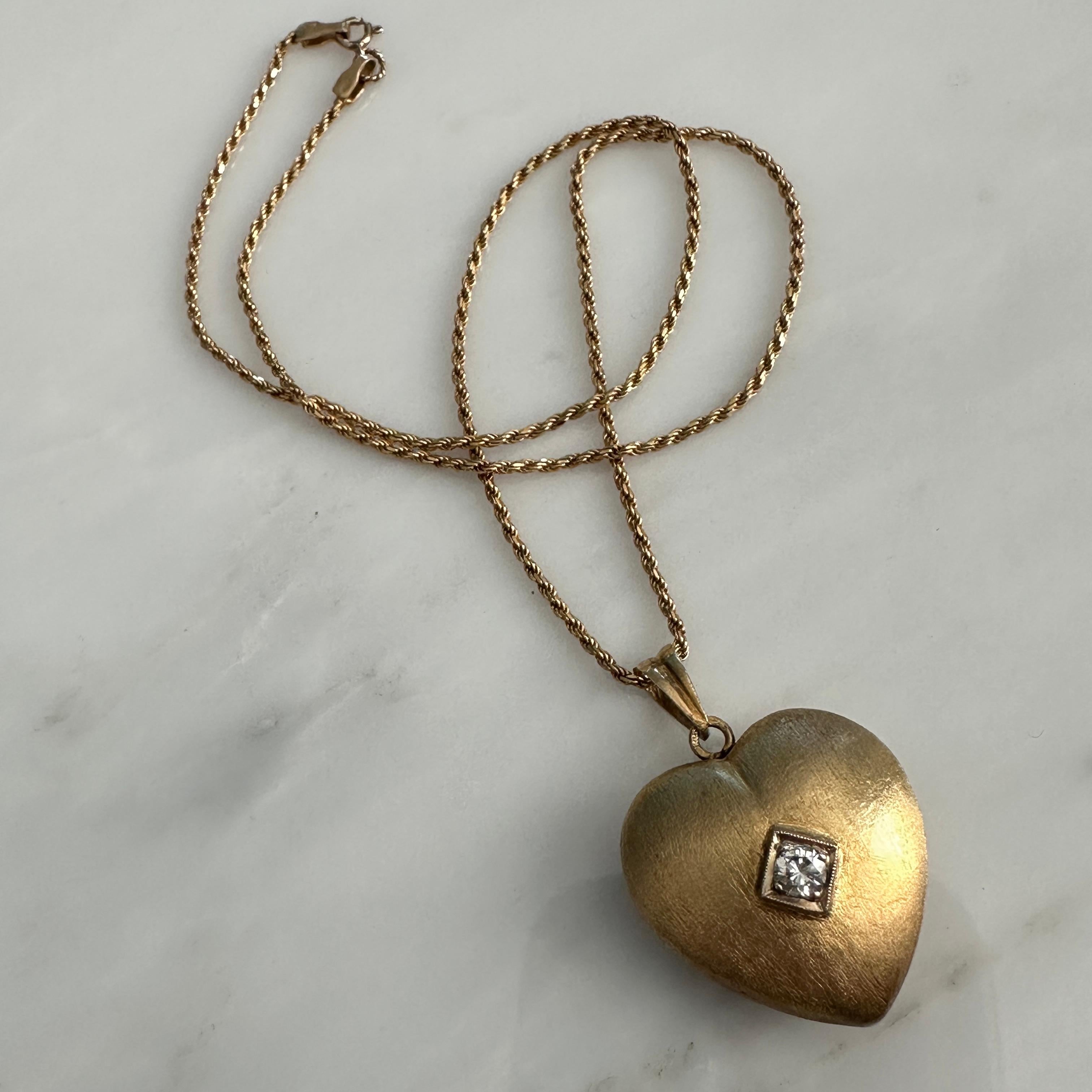 Vintage Heart 14K Diamond Pendant Necklace For Sale 2