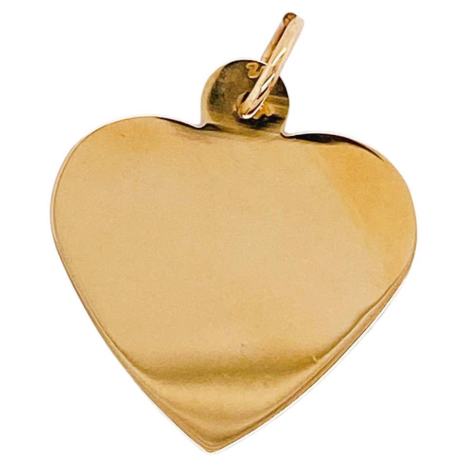 14 Karat Yellow Gold Heart Pendant with Diamond Accents For Sale at 1stDibs
