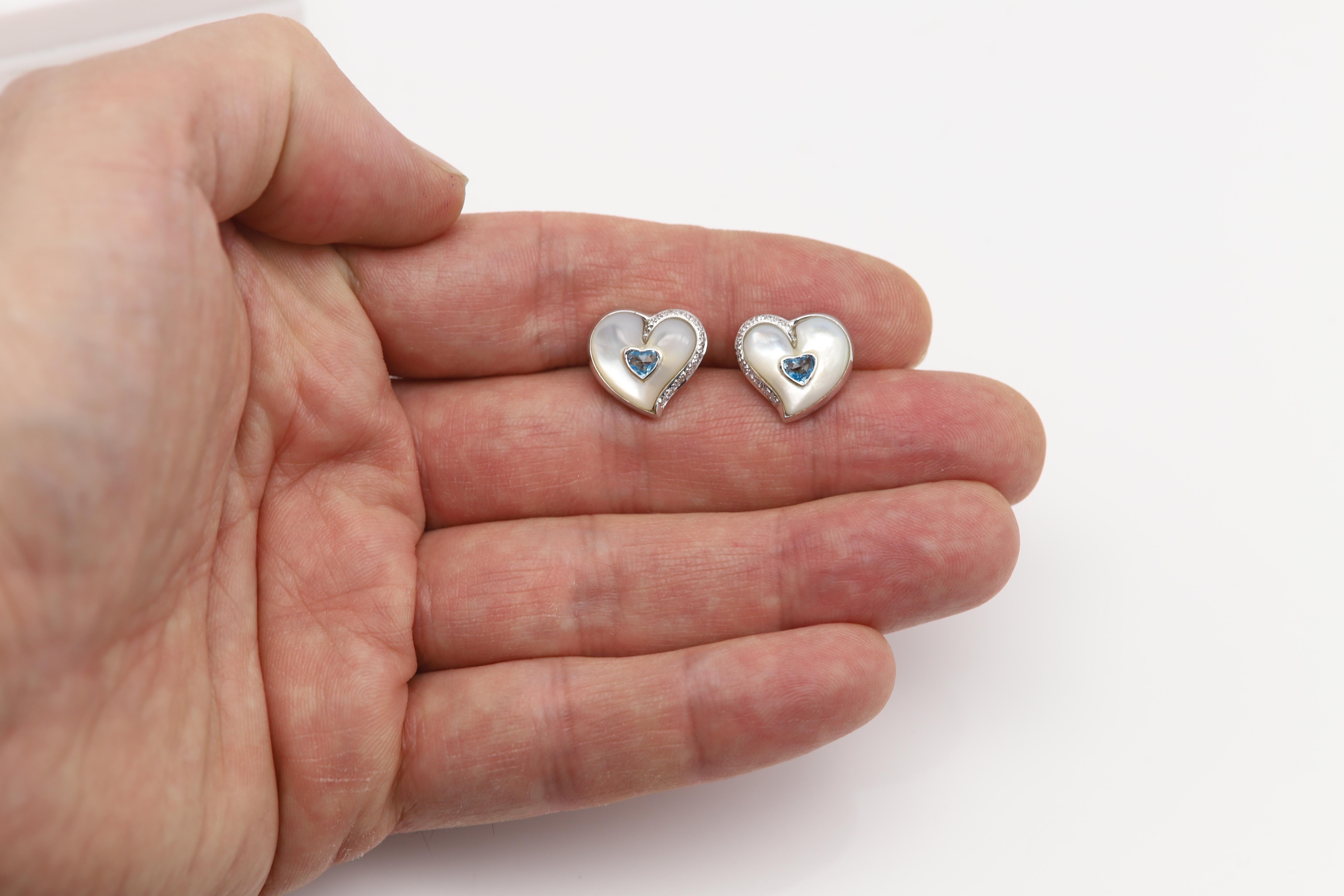 Vintage Heart Earrings mother of pearl 18 Karat White Gold Blue Topaz heart For Sale 2