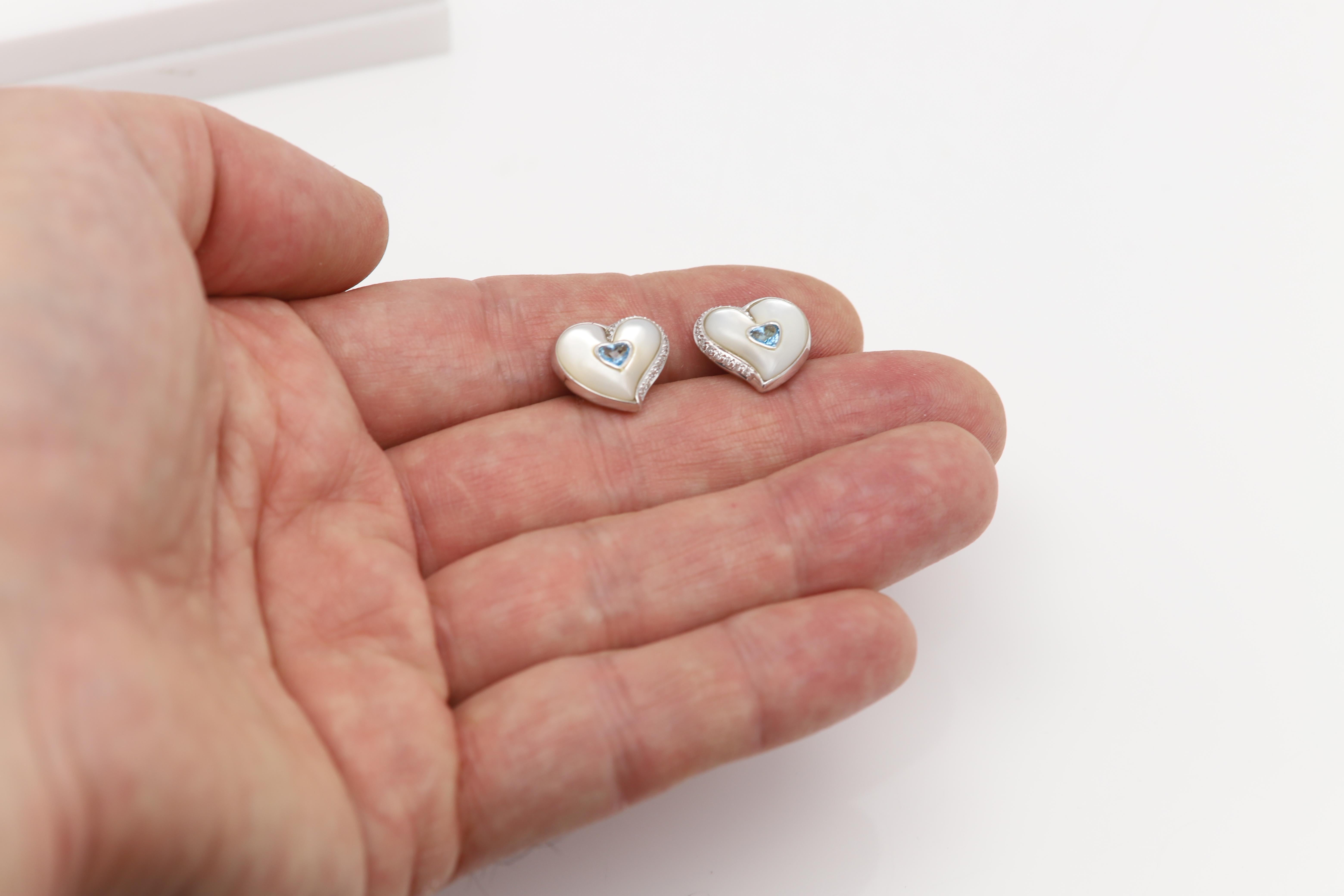Vintage Heart Earrings mother of pearl 18 Karat White Gold Blue Topaz heart For Sale 3