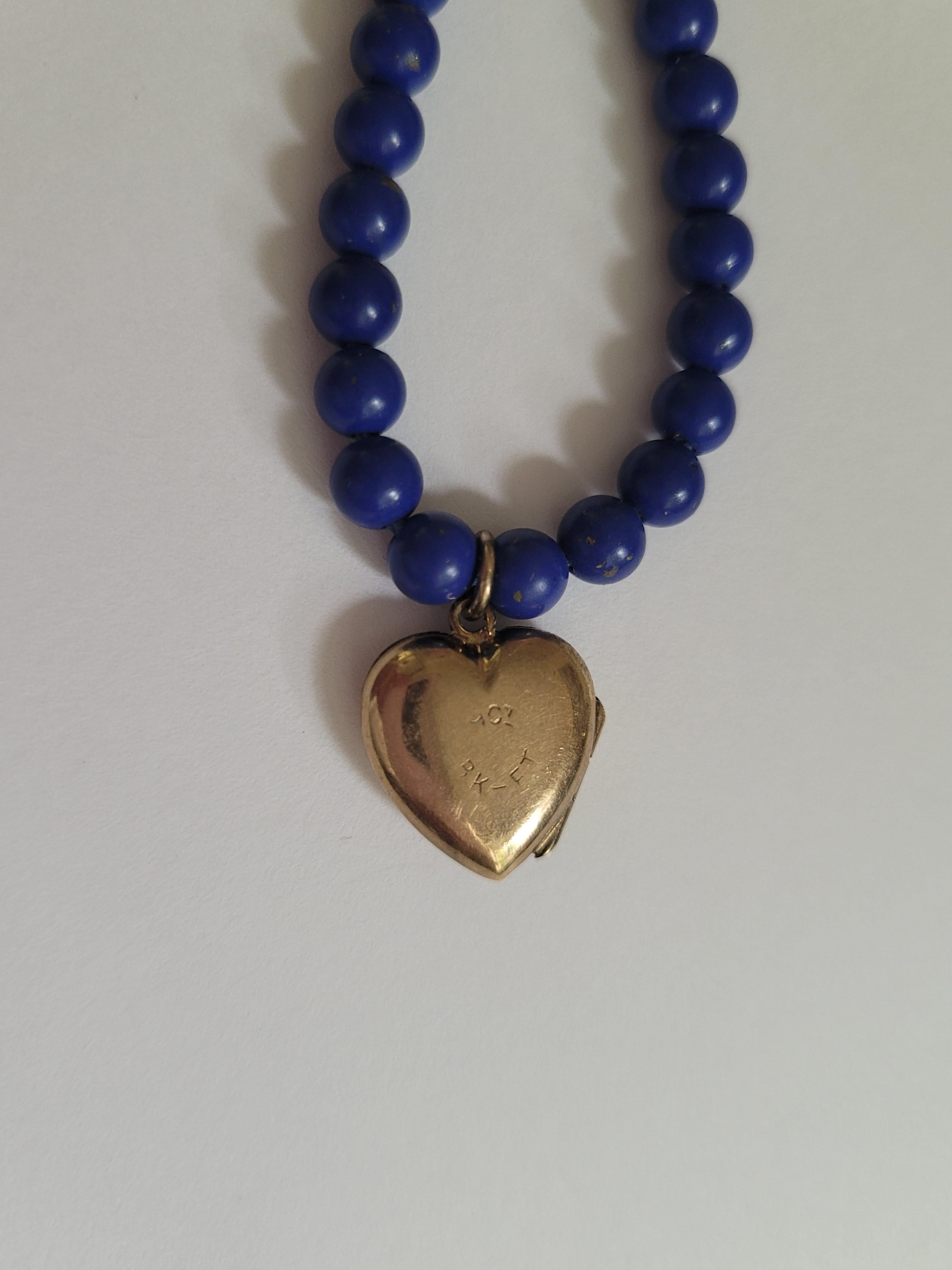 Vintage Heart Locket and Lapis Lazuli Beads necklace For Sale 2
