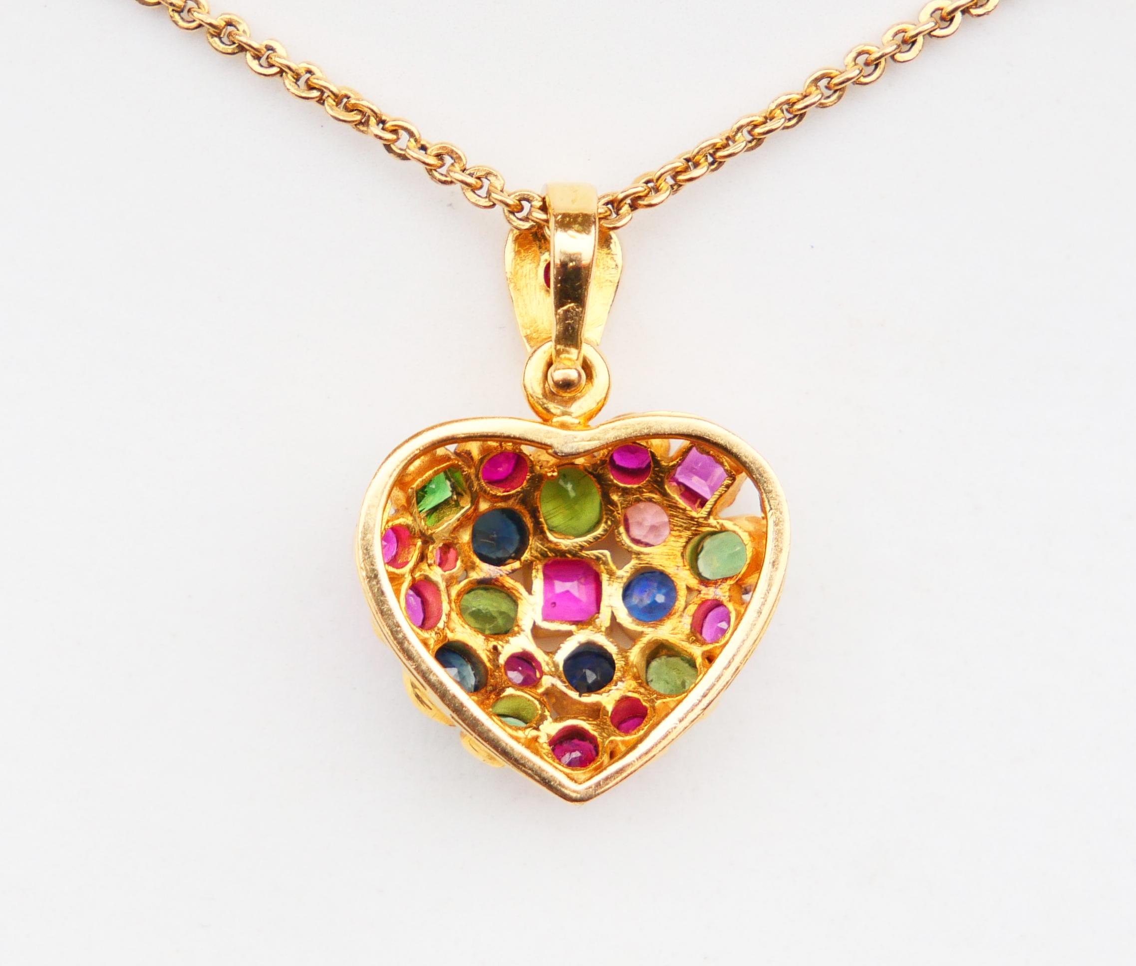 Women's Vintage Heart Locket Pendant natural Gems solid 18K / 3.7 gr For Sale