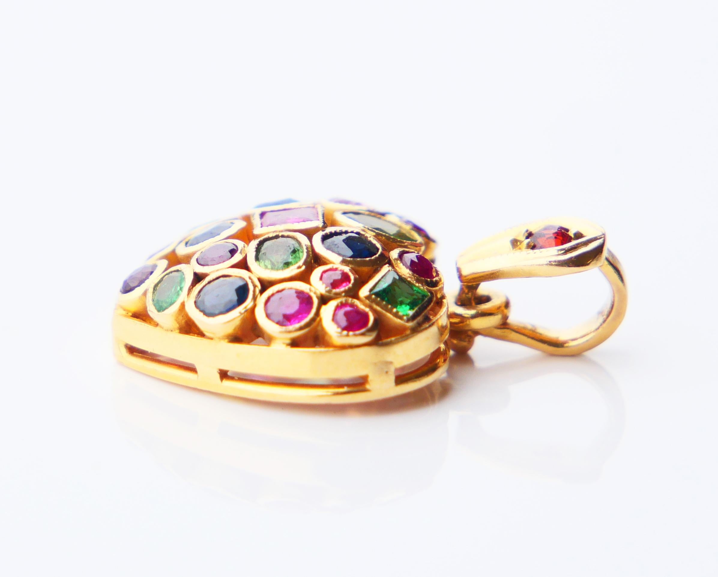 Vintage Heart Locket Pendant natural Gems solid 18K / 3.7 gr For Sale 3
