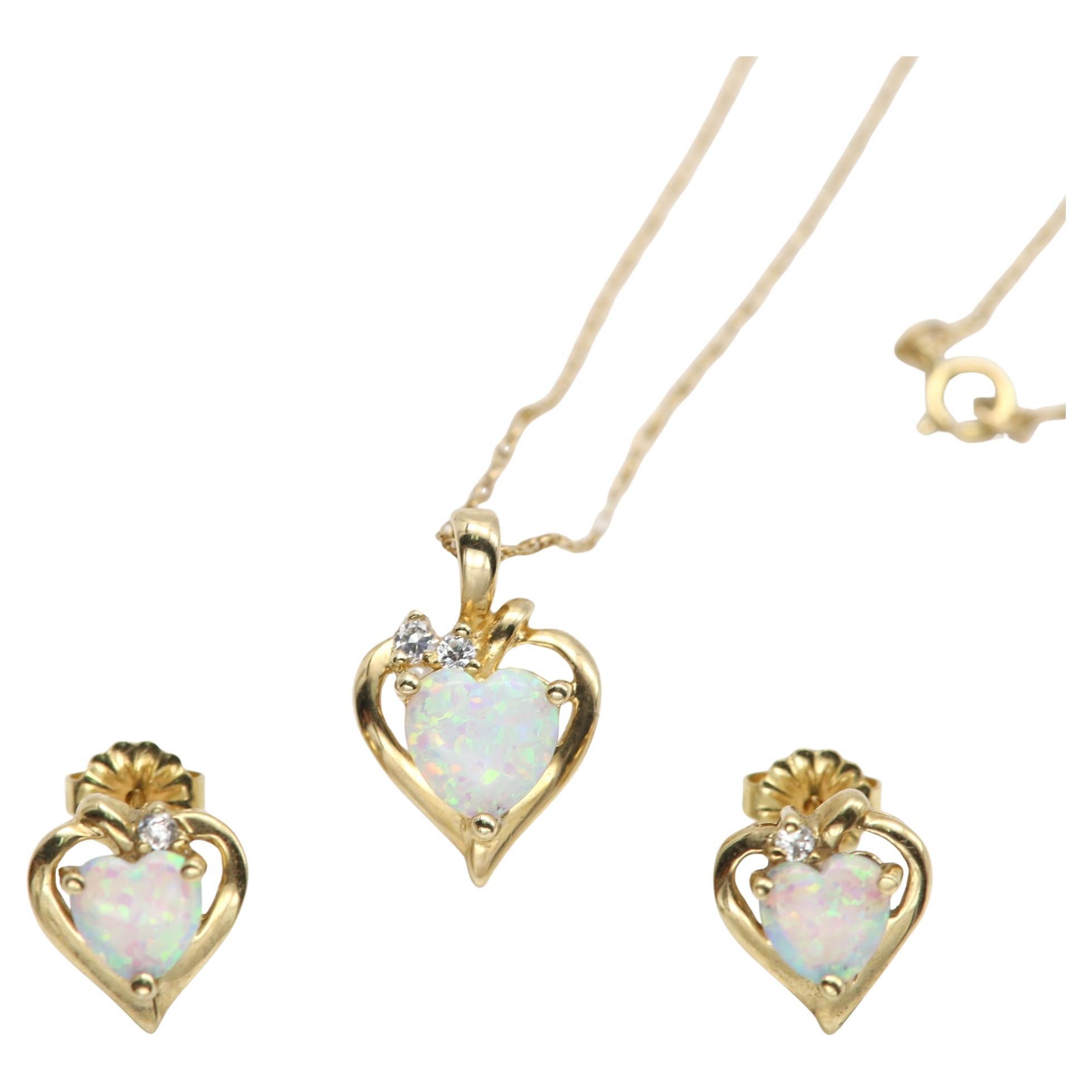 Vintage Heart Opal Pendant Earring set 10 Karat Yellow Gold Opal Necklace