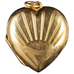 Vintage Heart Shaped Locket 9 Carat Gold