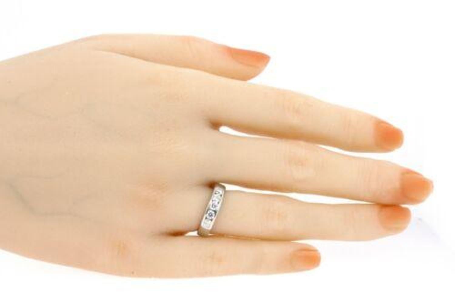 Vintage Herze auf Feuer Ehering HOF Platin Diamant Channel 1/2ct 4,75 Vintage im Zustand „Gut“ im Angebot in Northbrook, IL