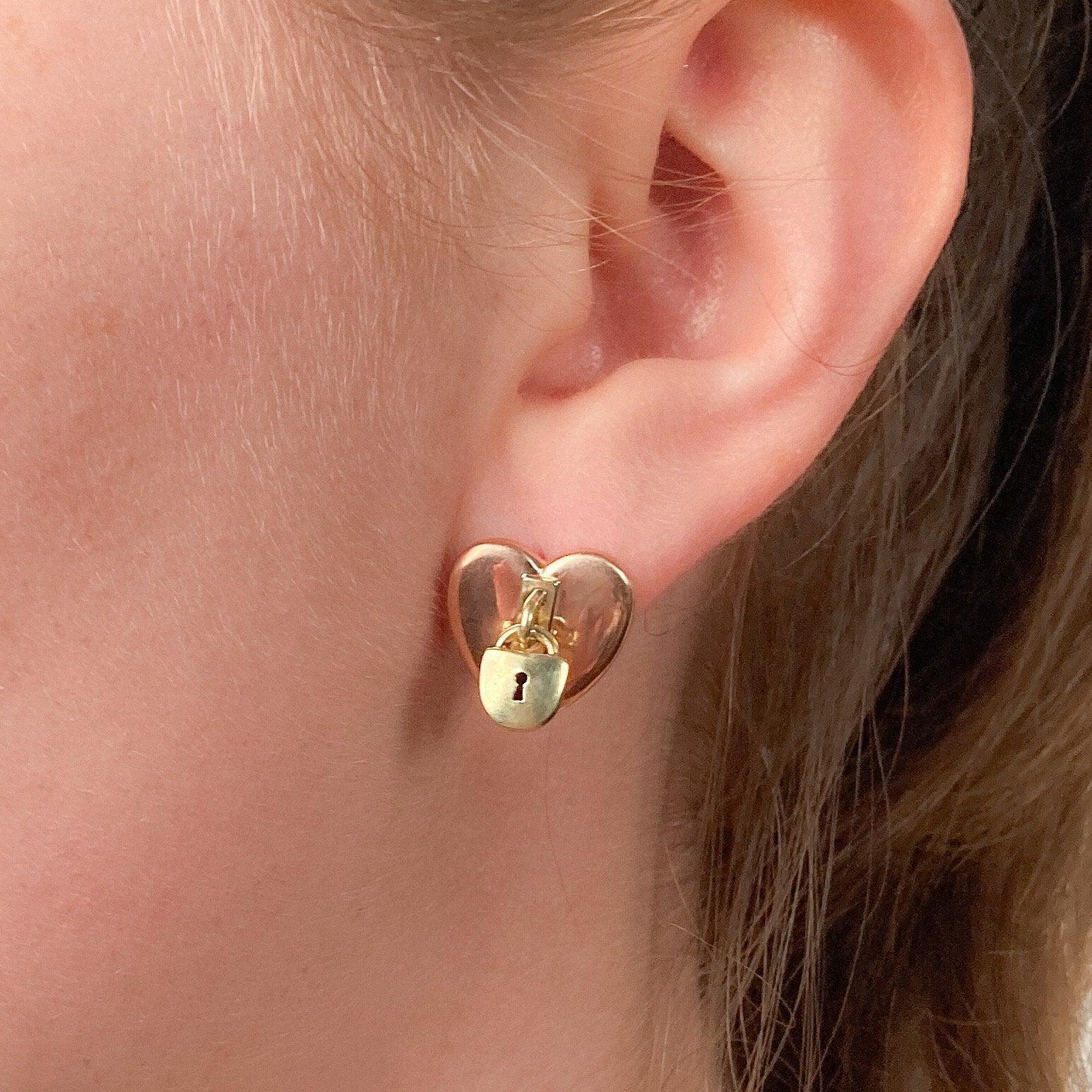 Vintage Hearts with Locks Earrings of 14k Rose and Yellow Gold For Sale 1