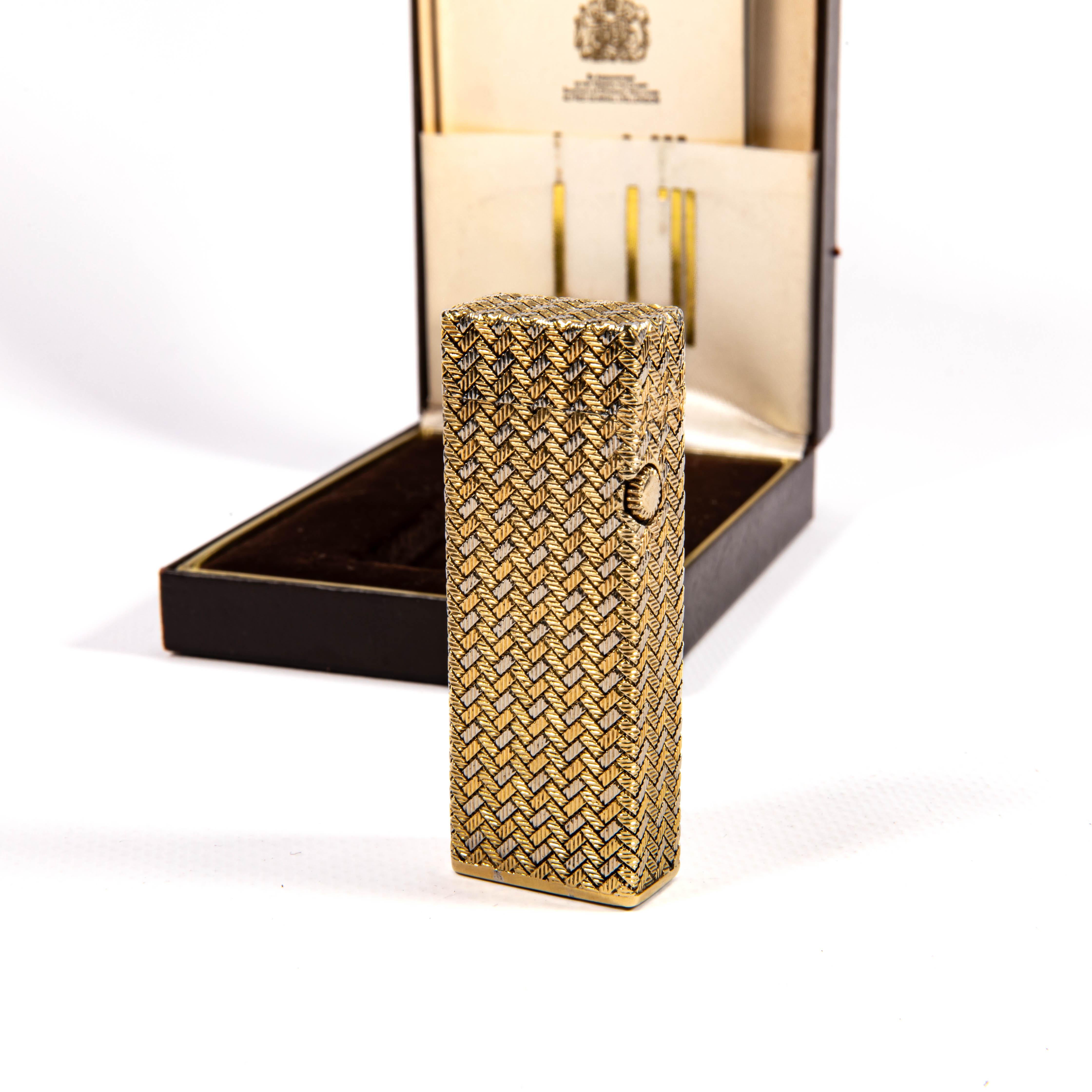 Accendino Rollagas d'epoca in oro massiccio 18k DUNHILL in scatola 1966 in vendita 1