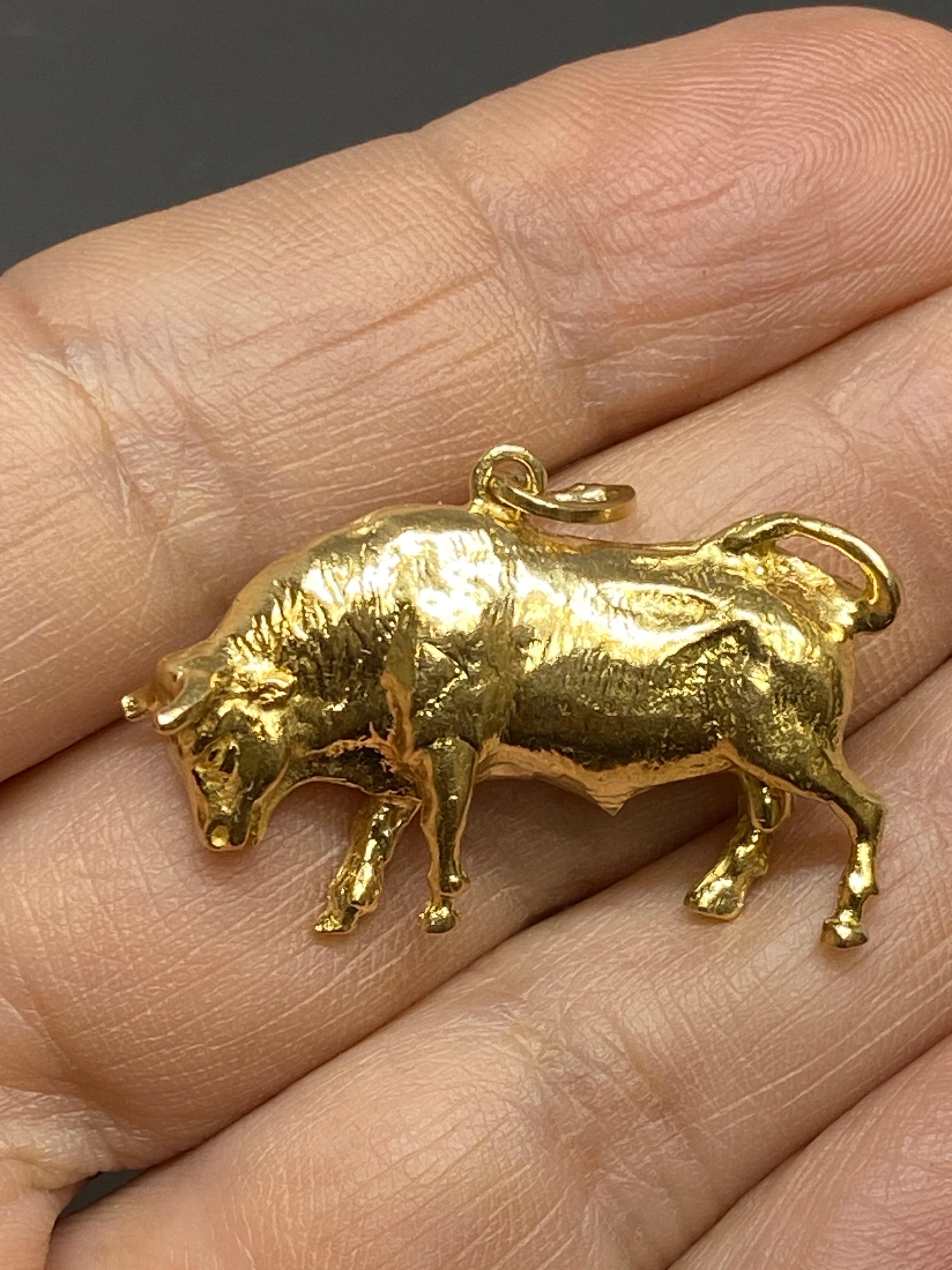 gold bull charm