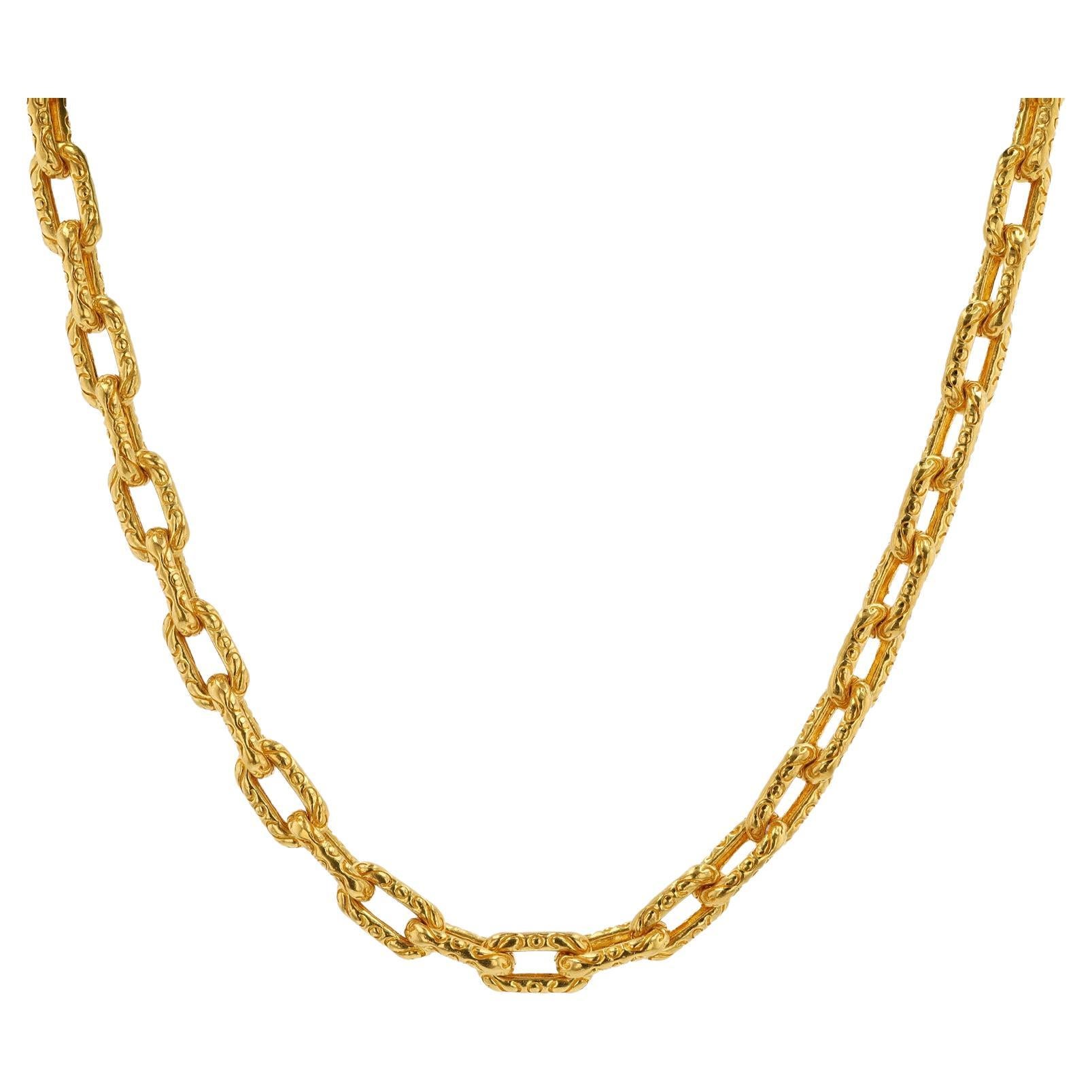 Vintage Heavy 24K Yellow Gold Engraved Chain Link Necklace For Sale