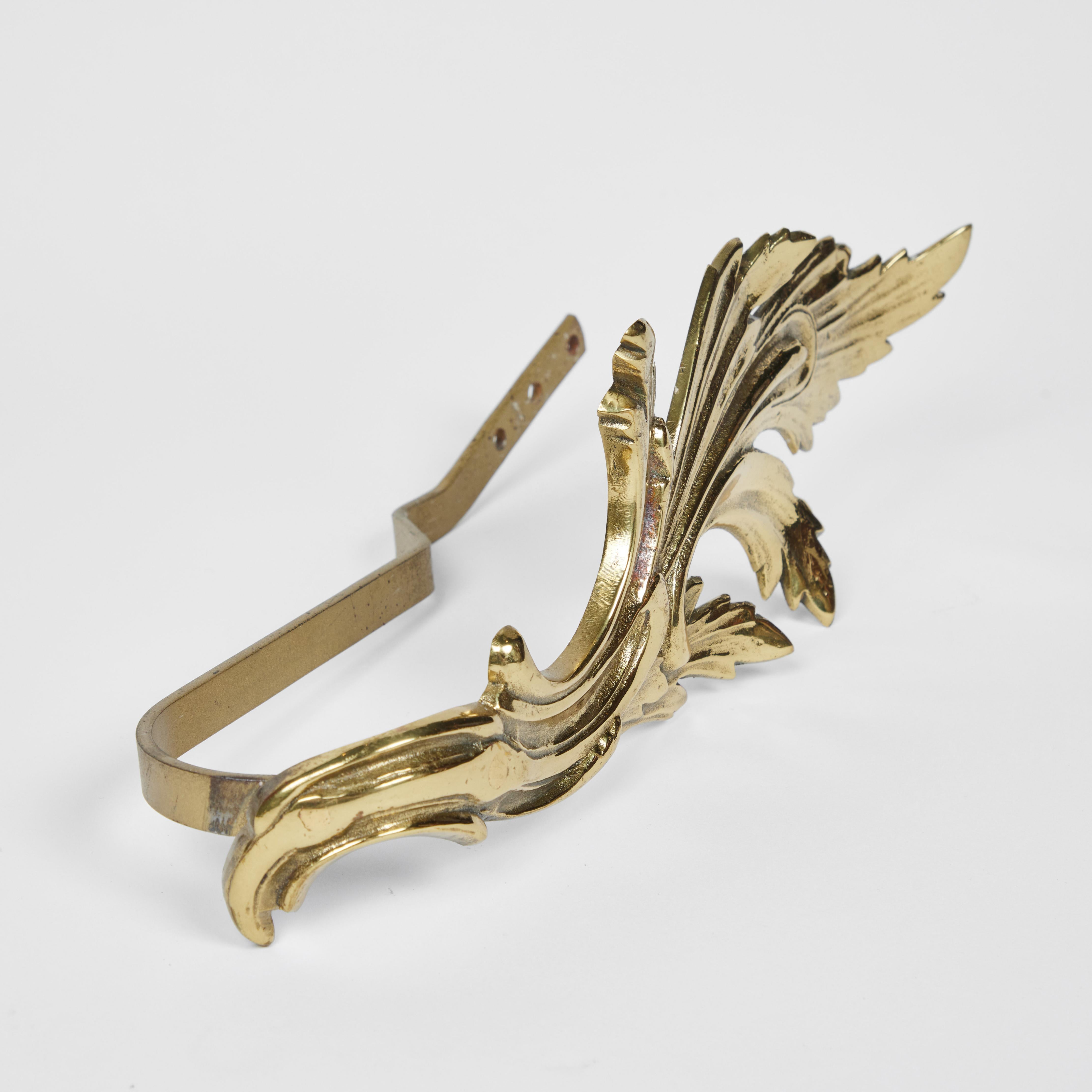 Vintage Heavy Brass Acanthus Leaf Tie Backs, Set of 4 1