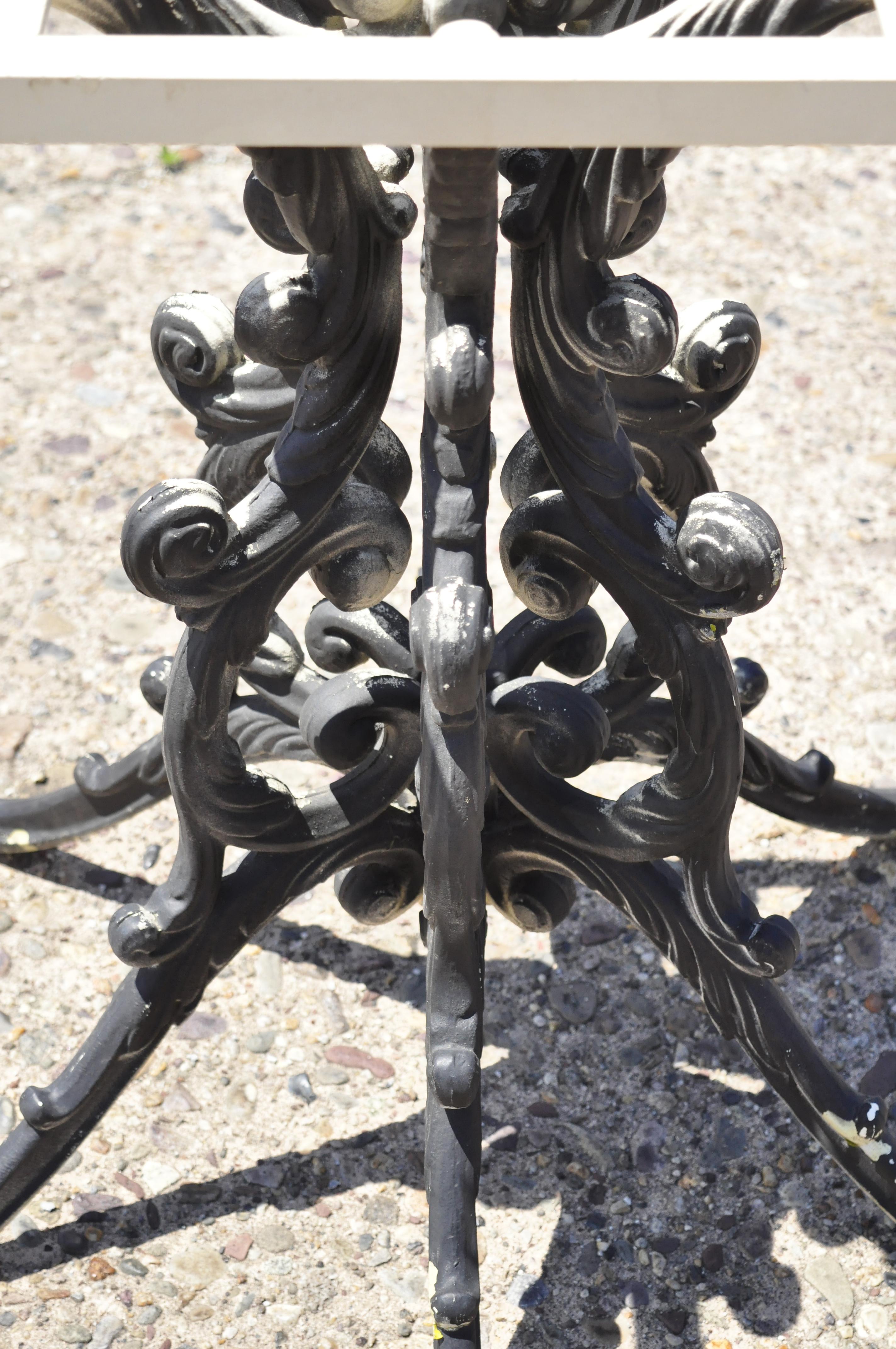20th Century Vintage Heavy Cast Iron French Rococo Style Ornate Dining Pedestal Table Base For Sale