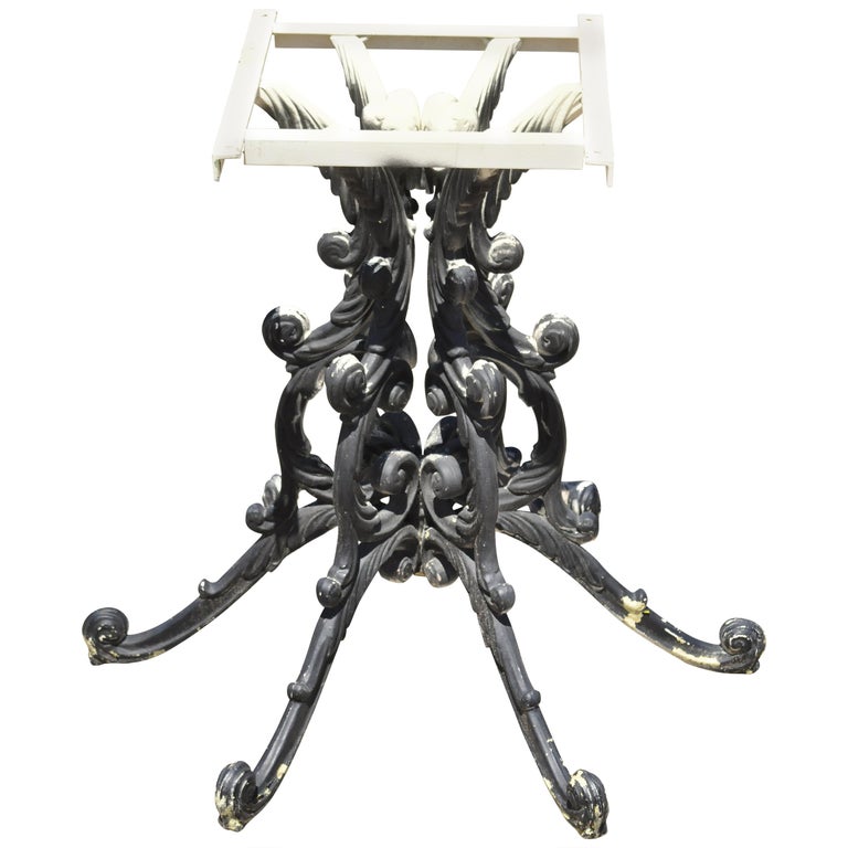 Vintage Heavy Cast Iron French Rococo Style Ornate Dining Pedestal Table  Base For Sale at 1stDibs