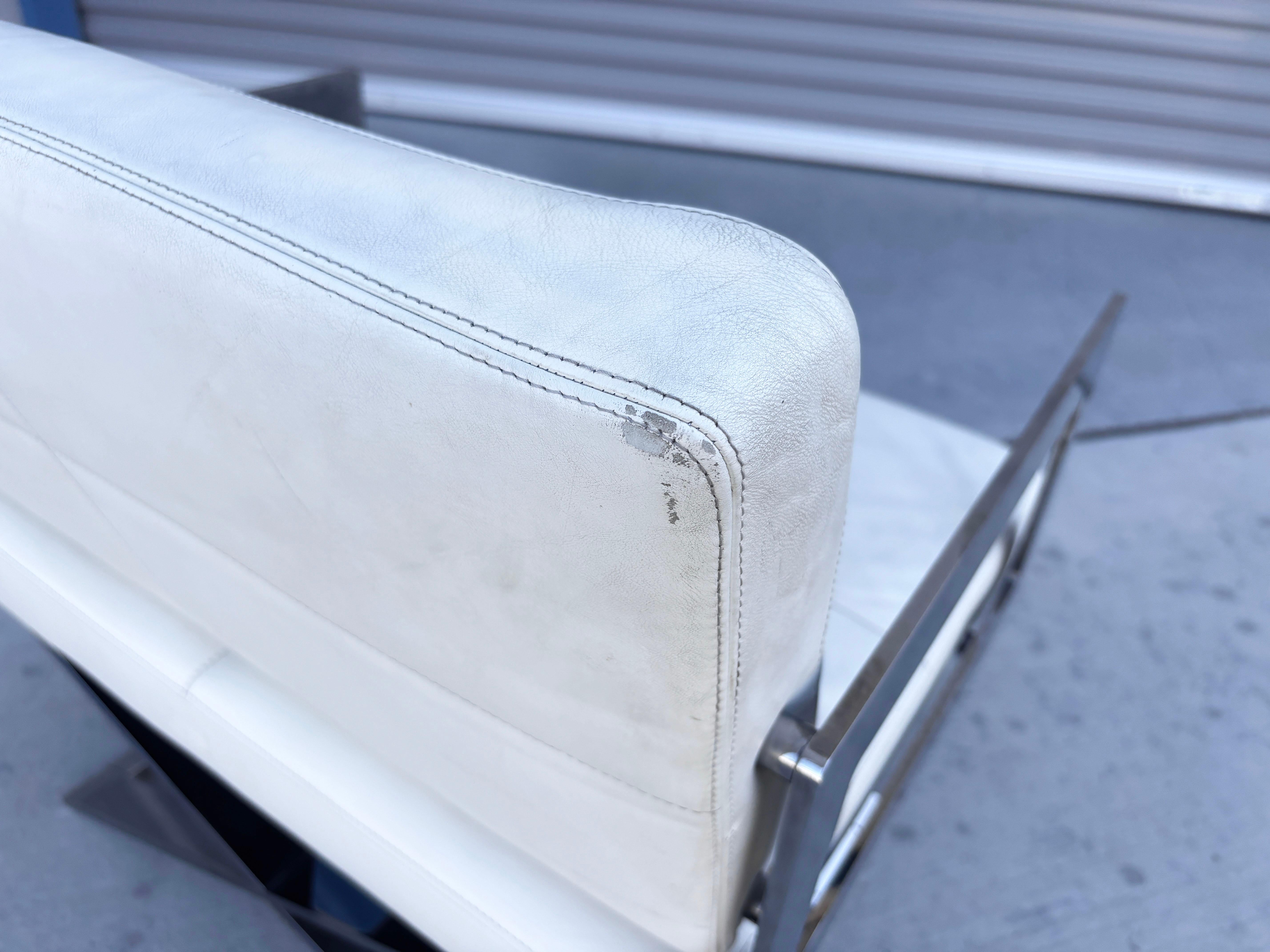 Silla de salón vintage cromada pesada en venta 2