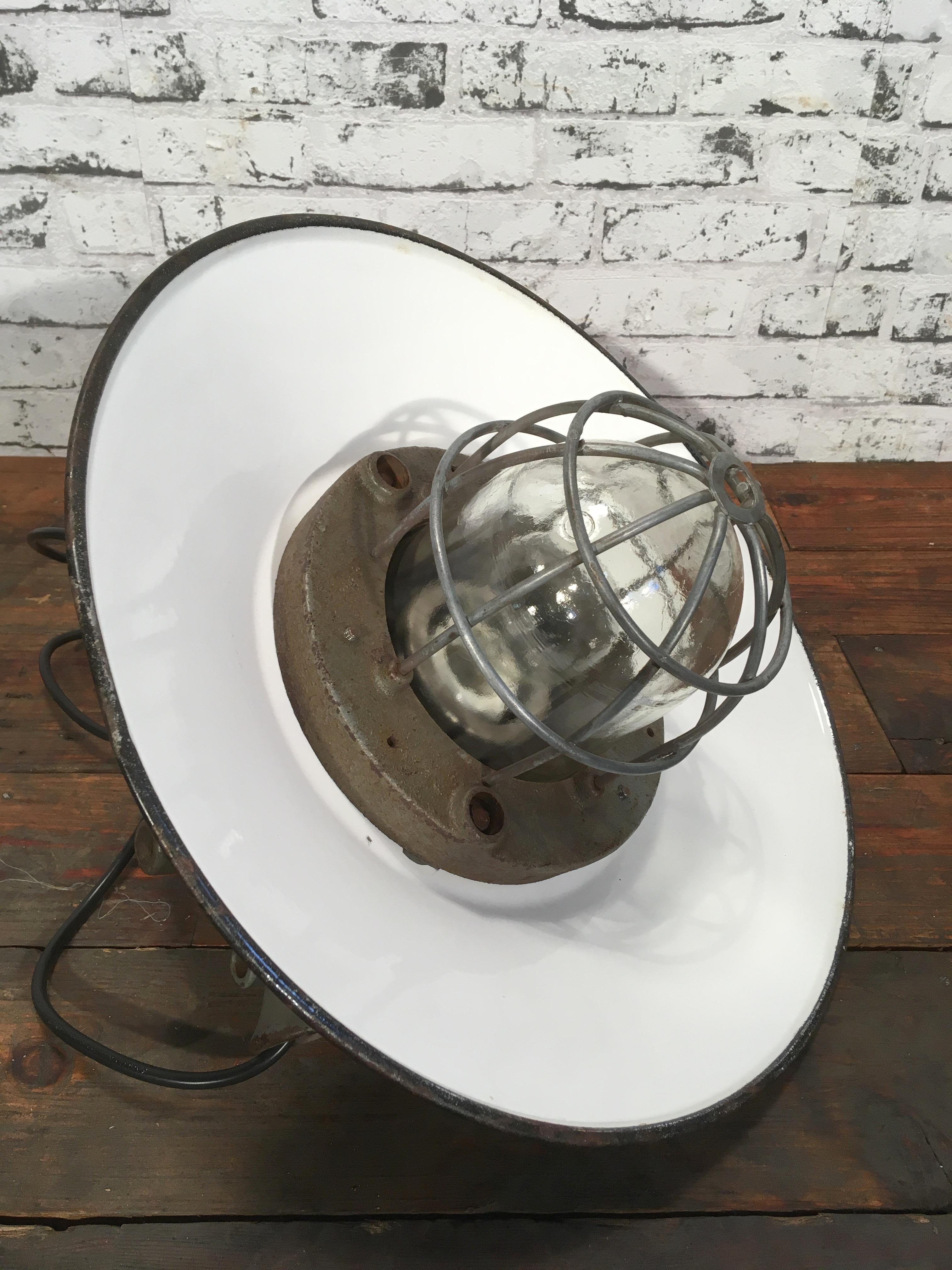 Vintage Heavy Explosion Proof Lamp, 1960s 4