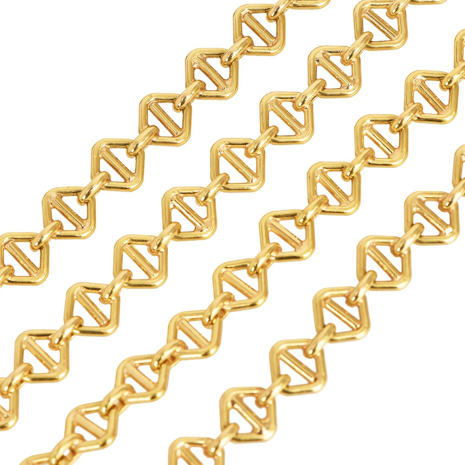 Vintage Heavy Fancy Link-Textured 18K Yellow Gold Necklace 31.5 inches For Sale 3