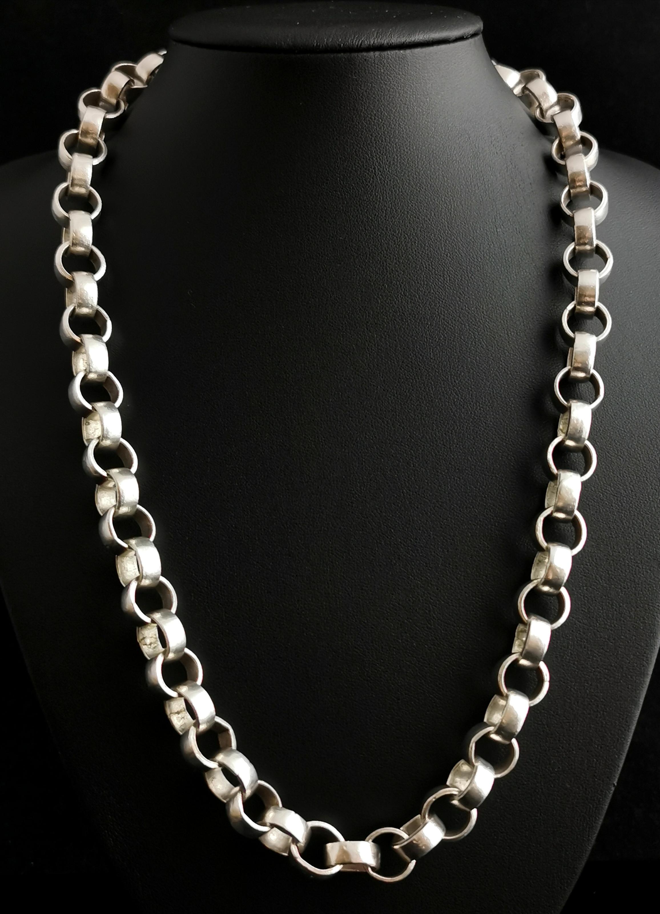 A gorgeous vintage chunky and heavyweight fine silver rolo link chain necklace.

This is a definite statement piece and is a chain that you certainly know you are wearing, the bright and vibrant tone of fine silver paired with the lovely chunky rolo